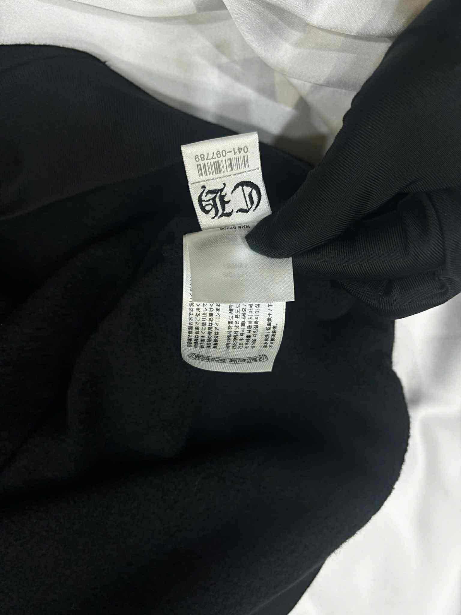 Chrome Hearts Chrome hearts vertical logo hoodie Size US L / EU 52-54 / 3 - 7 Thumbnail
