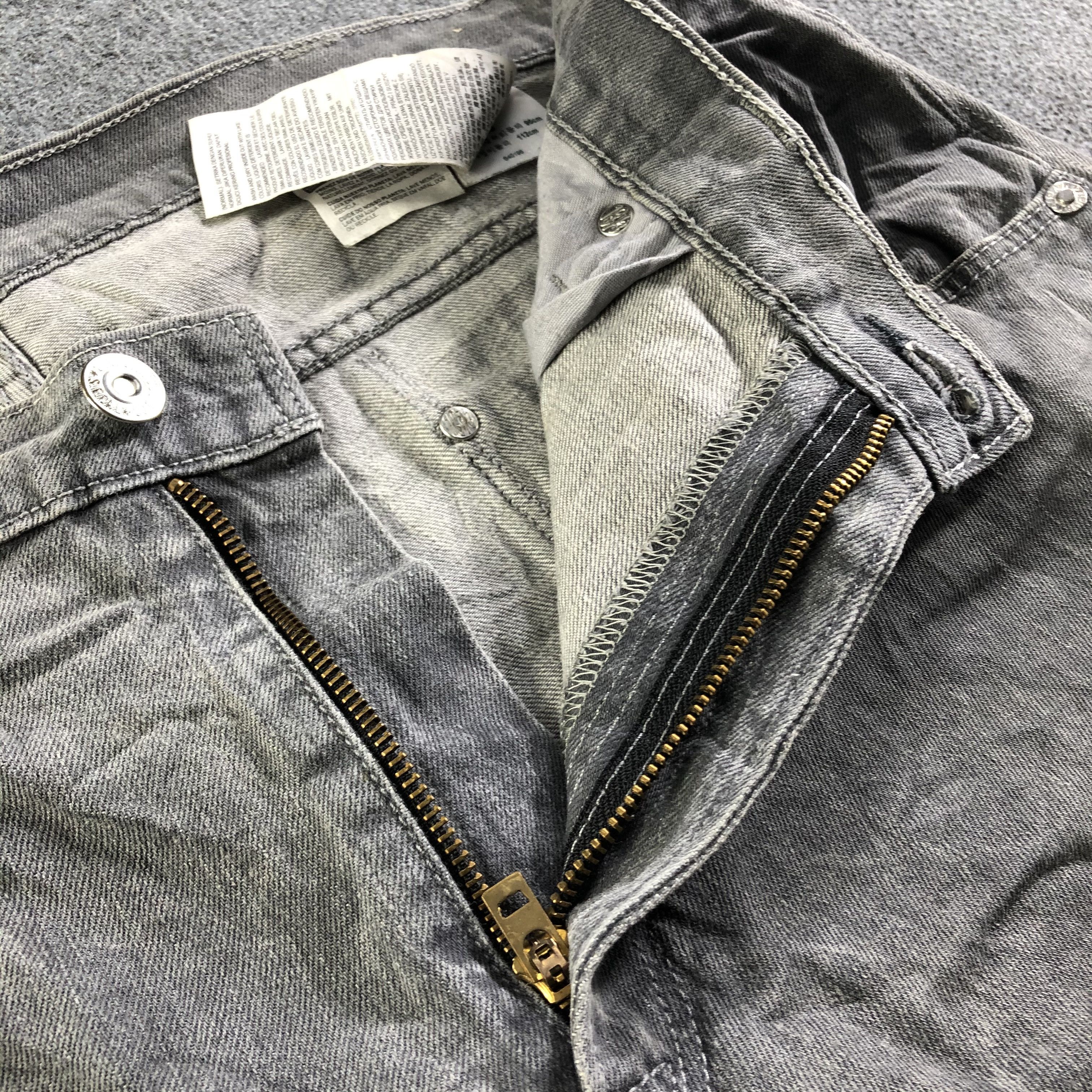Levi's Vintage Levis 514 Jeans-J4170 Size US 39 - 8 Thumbnail