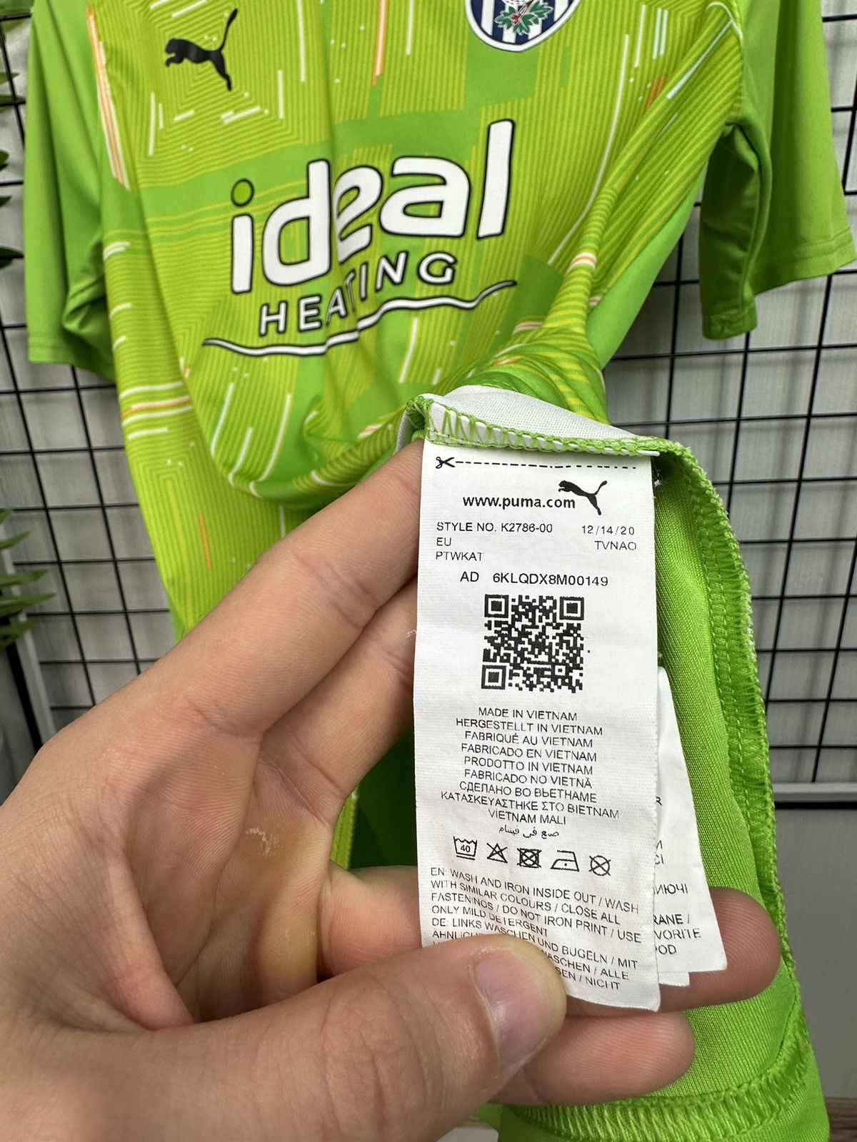 Puma West Bromwich Albion 2018 2019 Puma training M soccer jersey Size US M / EU 48-50 / 2 - 10 Thumbnail