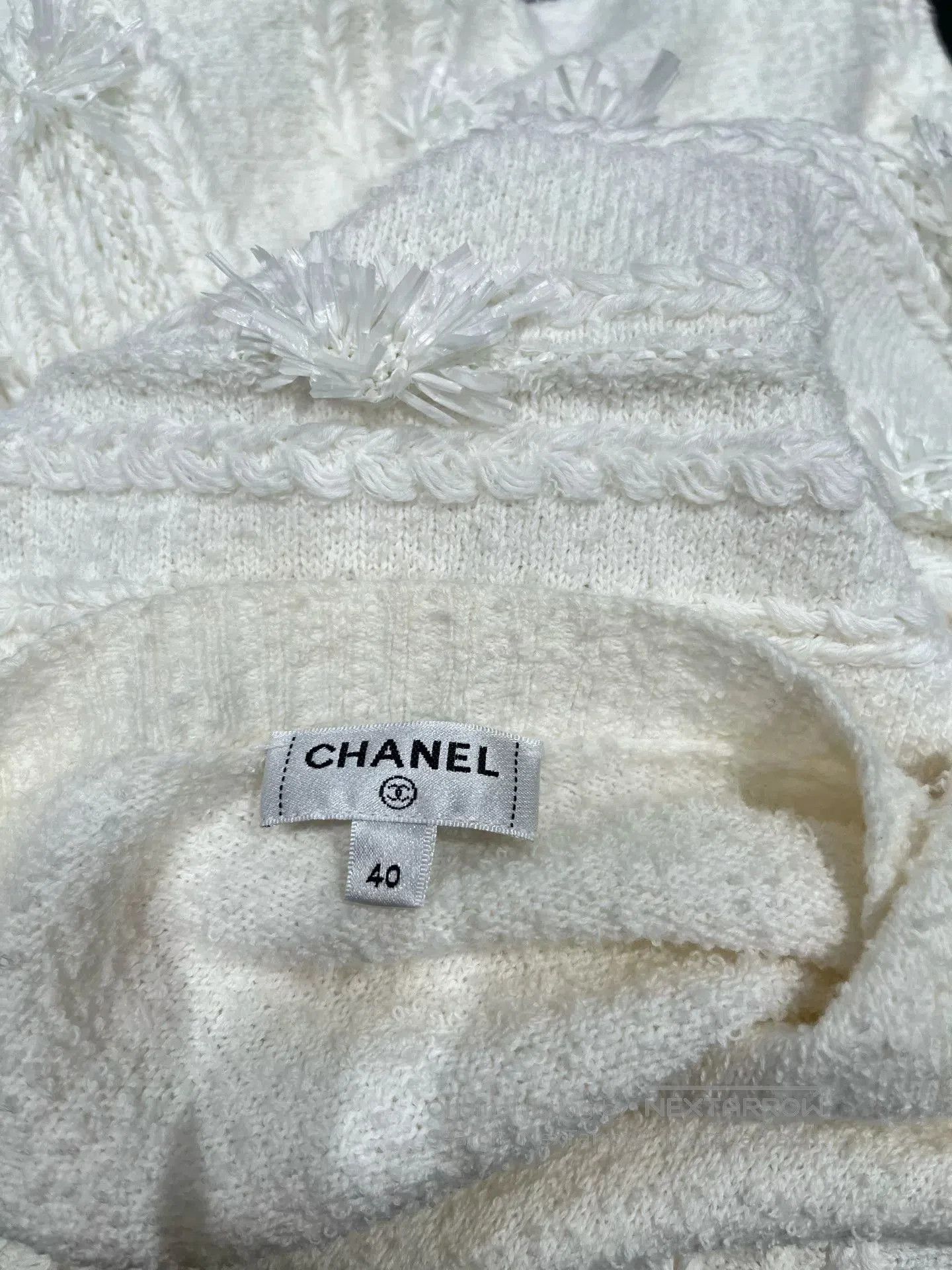 Chanel Chanel White Floral Cardigan FR40. Size US M / EU 48-50 / 2 - 3 Thumbnail
