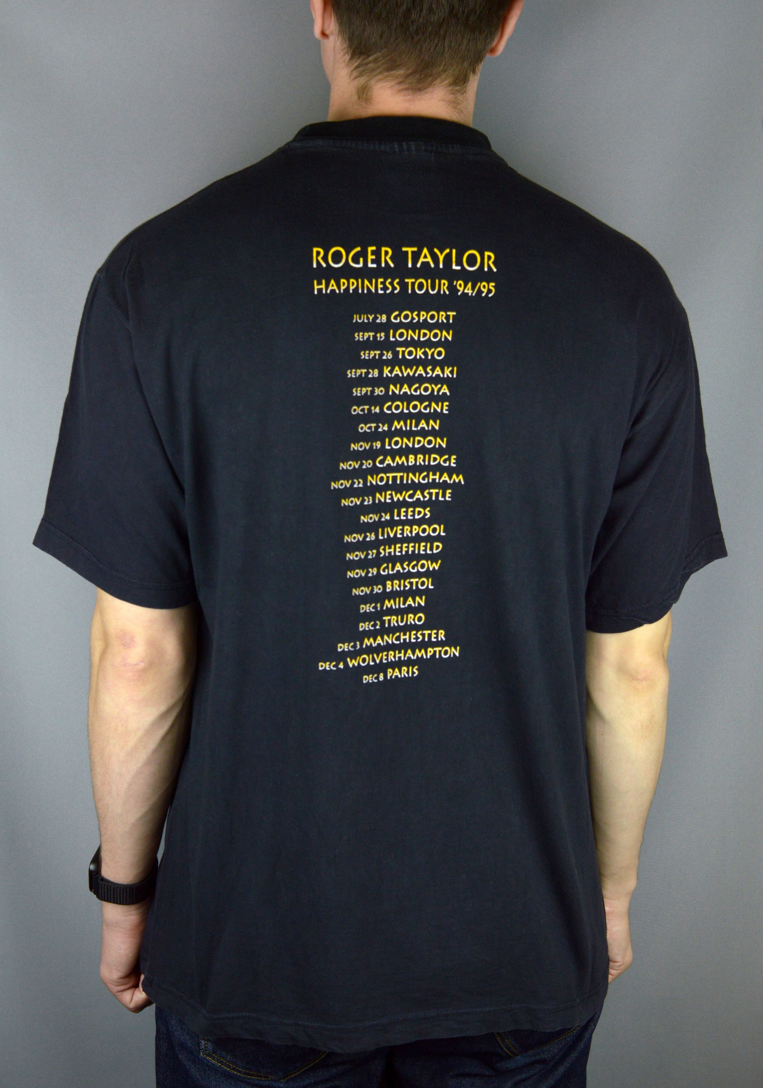 Vintage Vintage Roger Taylor Happiness Tour 1994 t shirt Size US XL / EU 56 / 4 - 2 Thumbnail