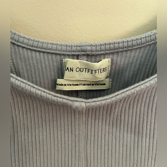 Urban Outfitters Urban Outfitters crop with puffed sleeves Size S / US 4 / IT 40 - 2 Thumbnail