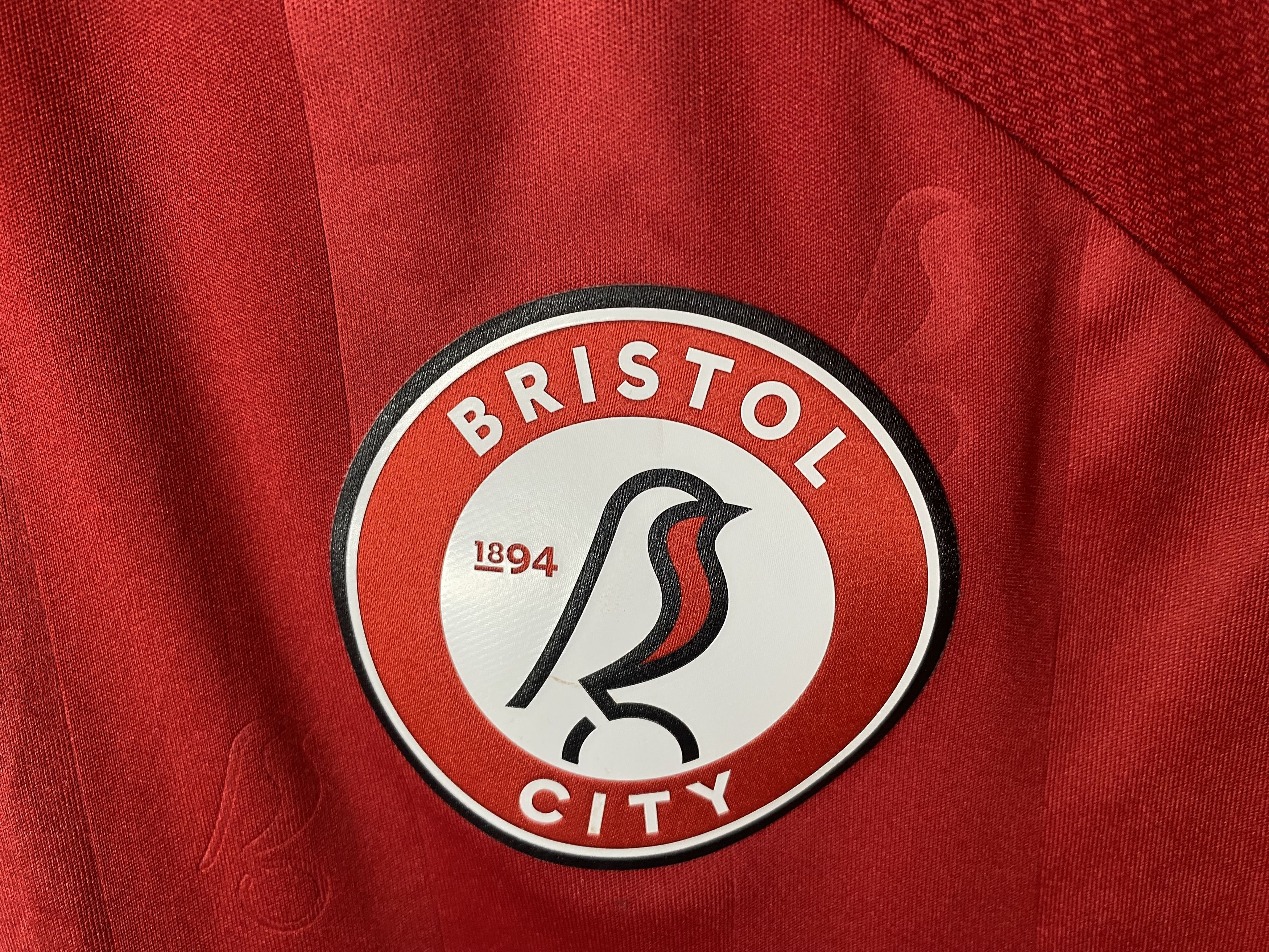 Hummel BRISTOL CITY 2020 2021 HOME FOOTBALL SHIRT SOCCER JERSEY Size US S / EU 44-46 / 1 - 4 Thumbnail