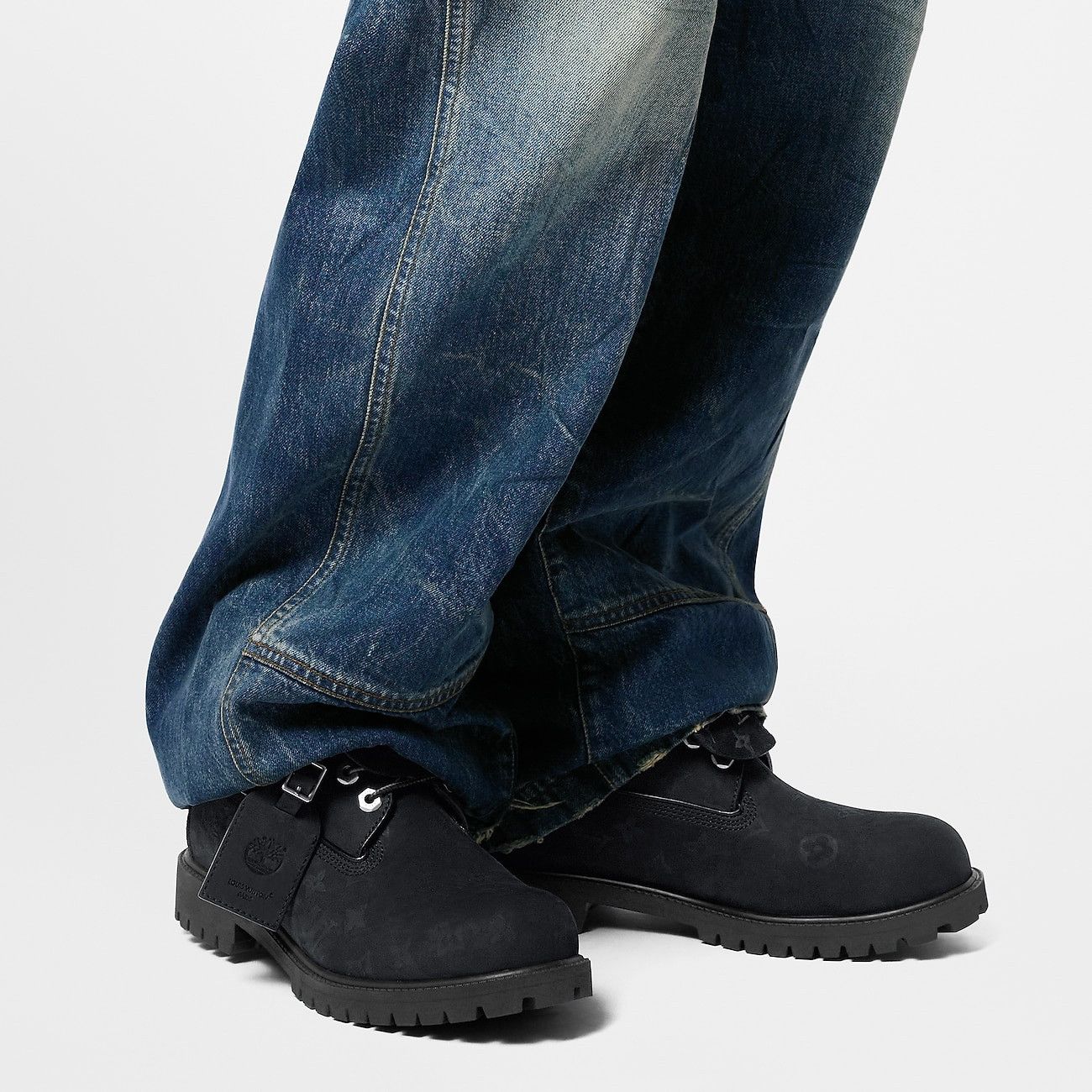 Louis Vuitton × Timberland LV x Timberland Monogram 6-In Ankle Boot Size US 9 / EU 42 - 5 Thumbnail