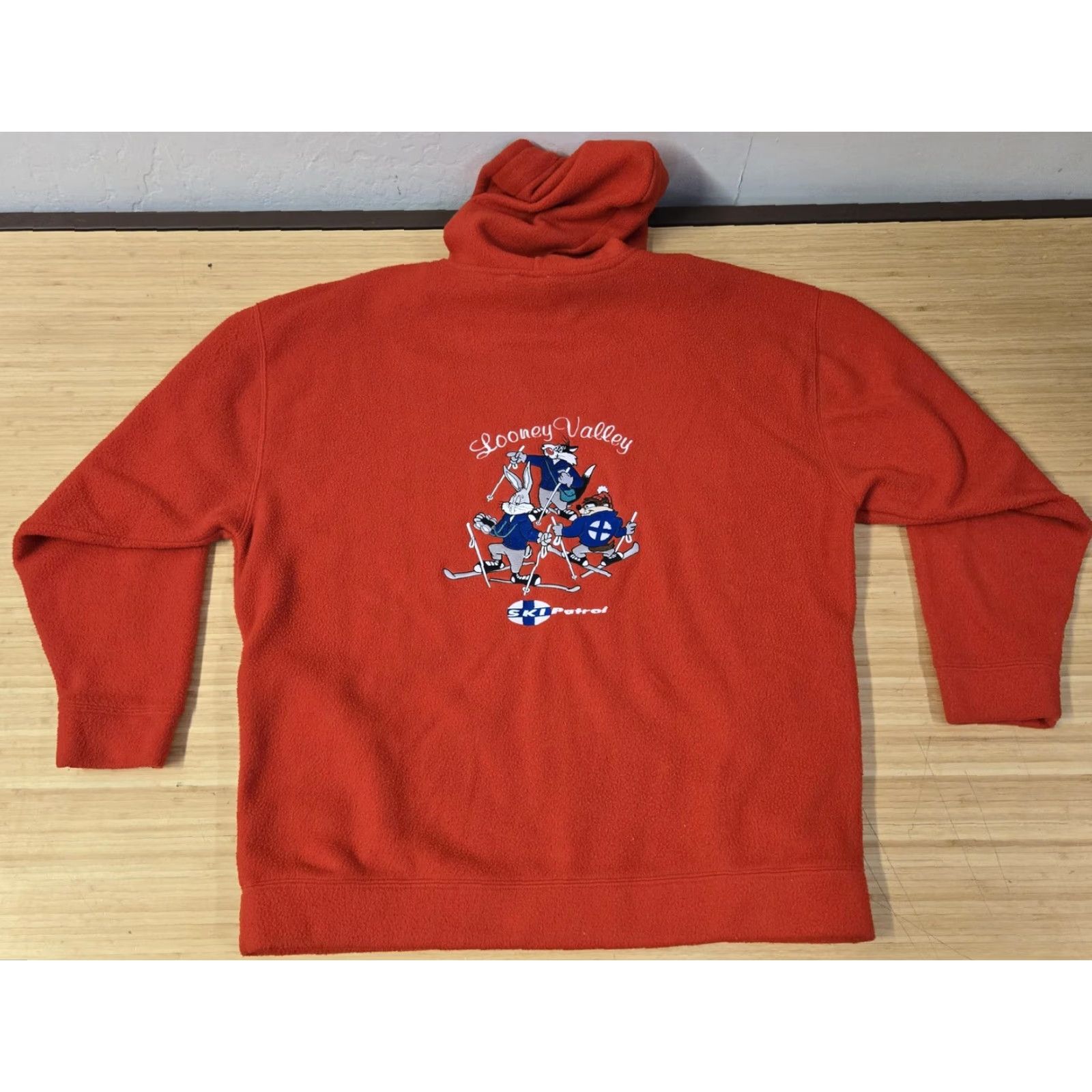 Acme Clothing VINTAGE Acme Clothing Co. Hoodie Men's Large Red Looney Valley Ski Patrol Graphic Print 90s Size US L / EU 52-54 / 3 - 5 Thumbnail