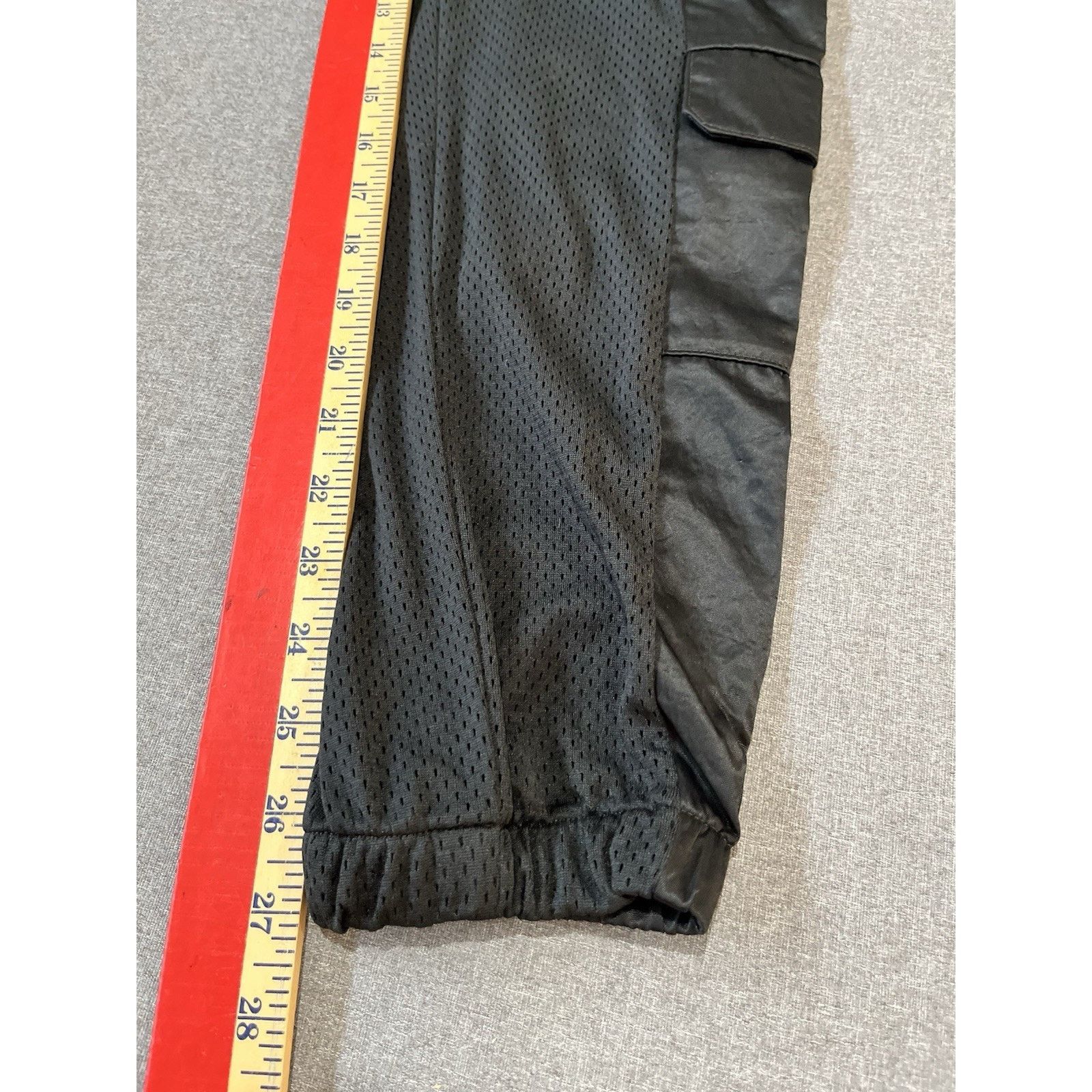 Nike Nike Jordan Utility Cargo Pants WMNS Schwarz XS DD0280 010 Size 26" / US 2 / IT 38 - 9 Thumbnail