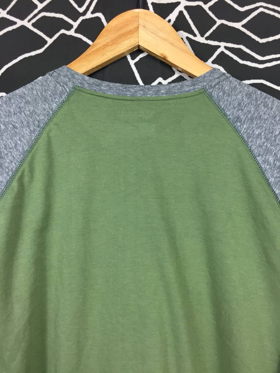 Columbia × Vintage Columbia Sportswear Company Omni-Wick Raglan Tee Size US XL / EU 56 / 4 - 8 Thumbnail