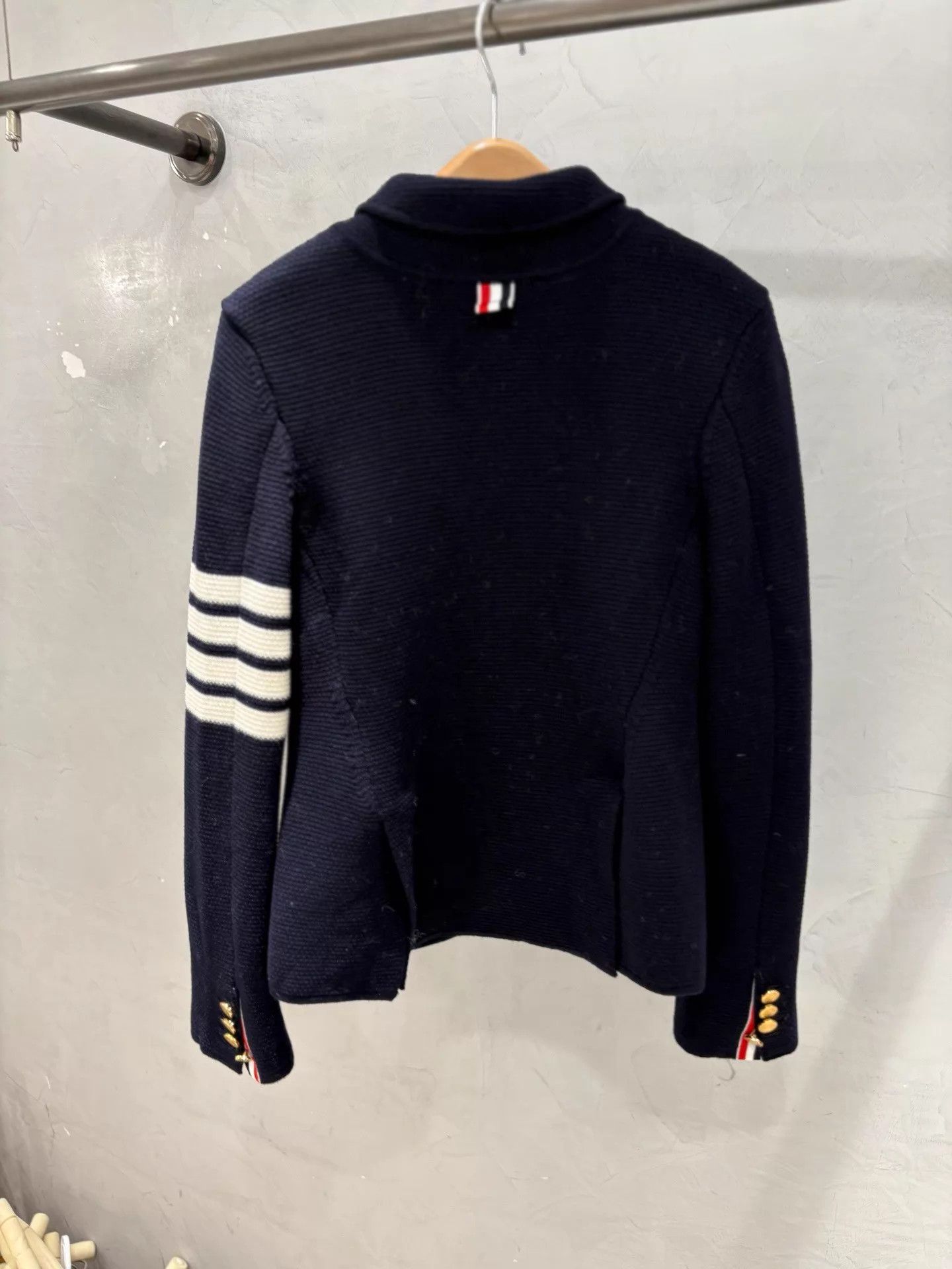 Thom Browne THOM BROWNE Navy Preppy Wool Blazer Vtg Size 36 Size XS / US 0-2 / IT 36-38 - 3 Thumbnail