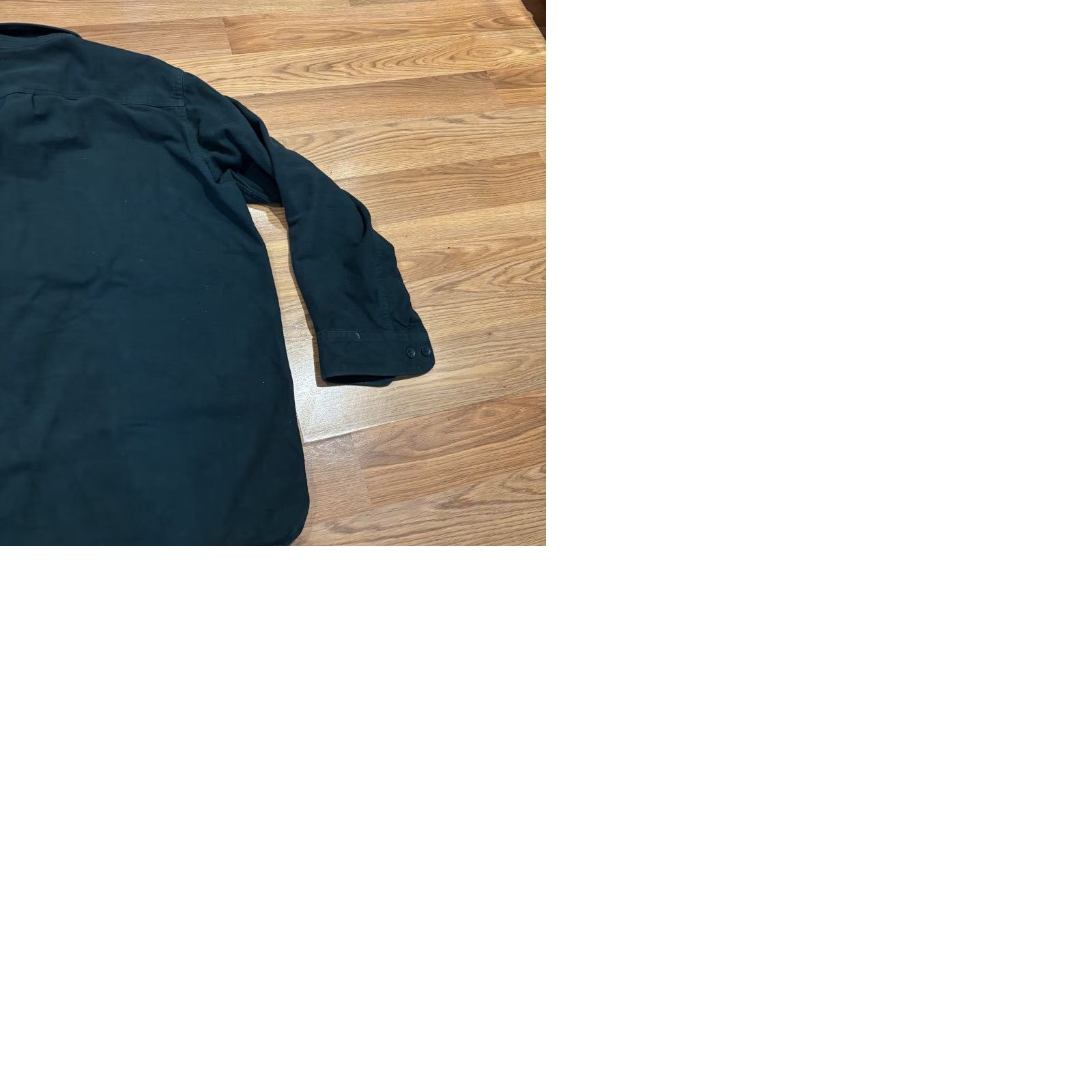 Vintage VINTAGE LL Bean Shirt Chamois Cloth Green Heavy Cotton 187923 Men’s XL Size Long Sleeve Button-Up Collared Casual Working Outdoors Mens Size US XL / EU 56 / 4 - 10 Thumbnail