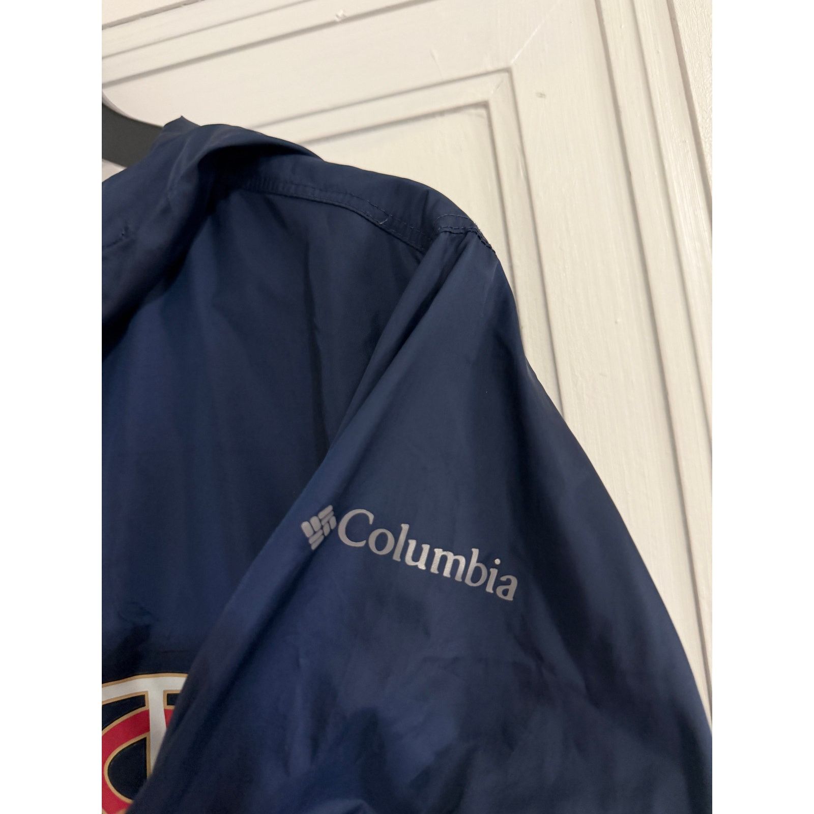 Columbia Minnesota Twins Columbia Brand Rain Jacket Size XL Size US XL / EU 56 / 4 - 3 Thumbnail