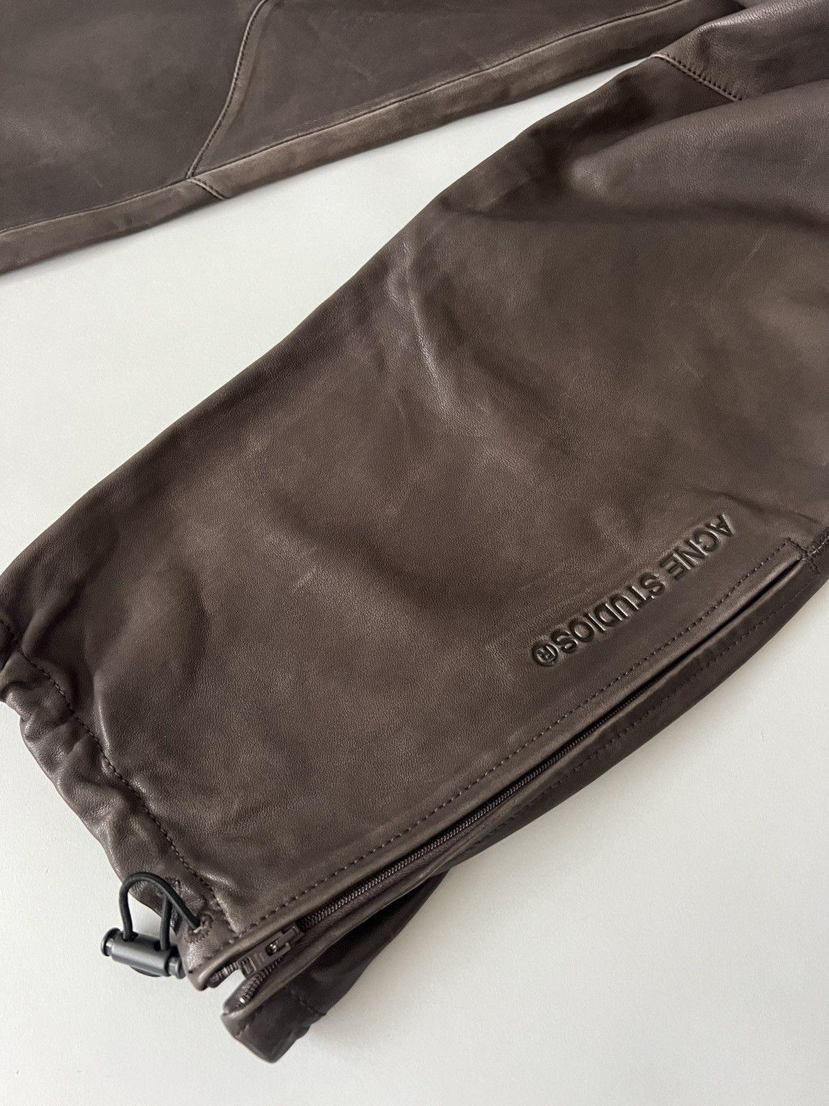 Acne Studios Acne Studios Brown Casual Leather Trousers Size 26" / US 2 / IT 38 - 9 Thumbnail