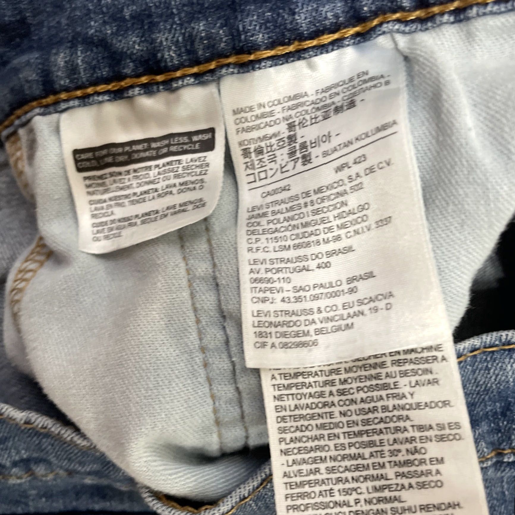 Levi's VINTAGE Levi's 505 Jeans Mens 32x30 Classic Straight Jeans Blue Denim 5-Pocket Mens Size US 36 / EU 52 - 6 Thumbnail