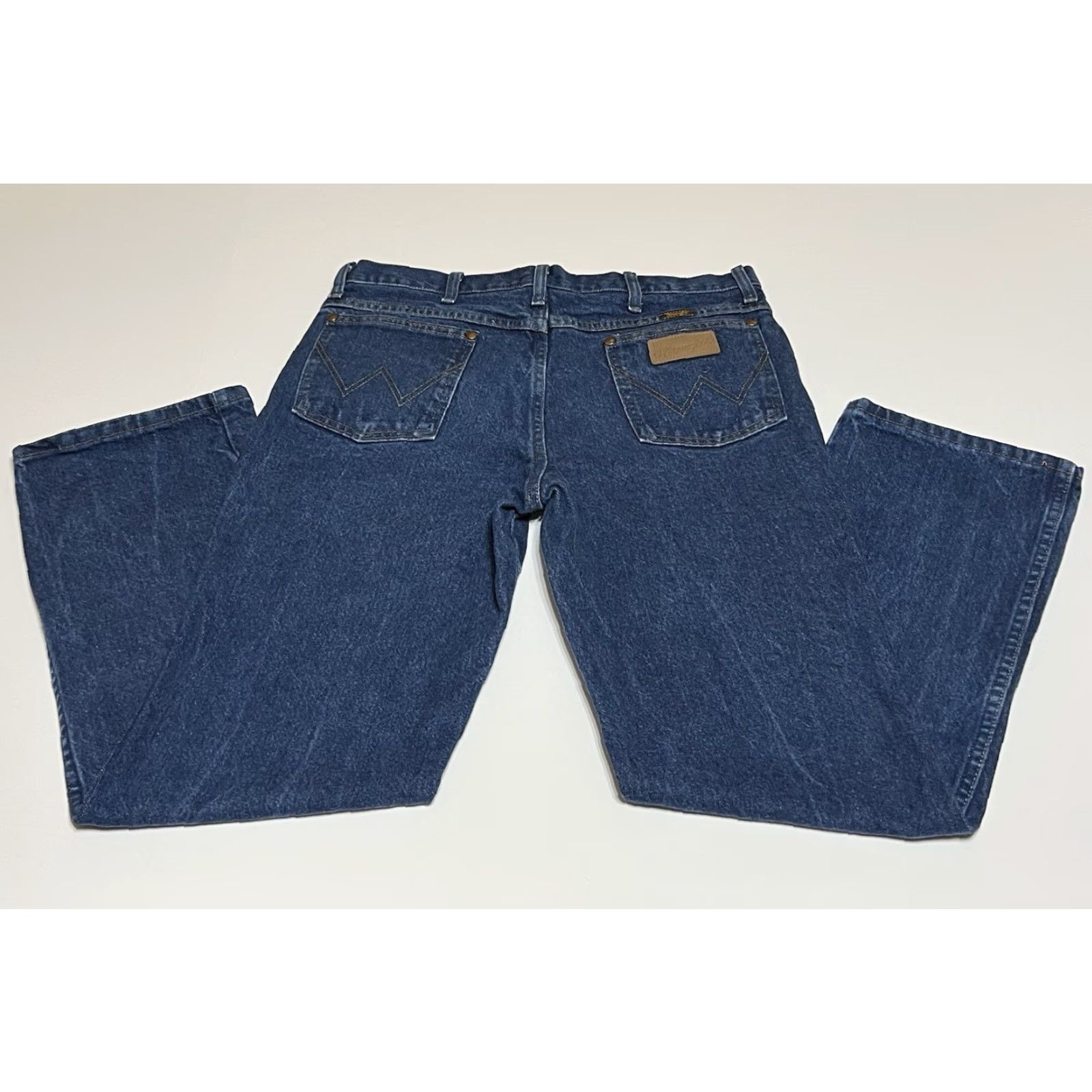 Wrangler Wrangler Cowboy Cut Slim Fit Jeans 936PWD 33x30 Blue Denim Men Regular Slim Straight 5-Pocket Logo Western Cowboy Theme Brand Wrangler Cowboy Cut Size US 33 - 2 Thumbnail