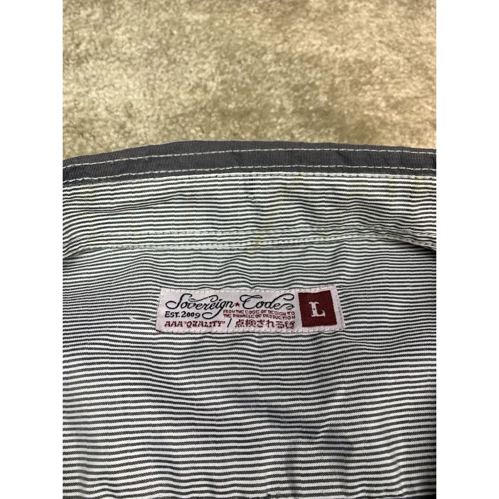 Sovereign Code Sovereign Code Shirt L Gray Short Sleeve Button Up Pockets Collared Button-Down Size US L / EU 52-54 / 3 - 4 Thumbnail