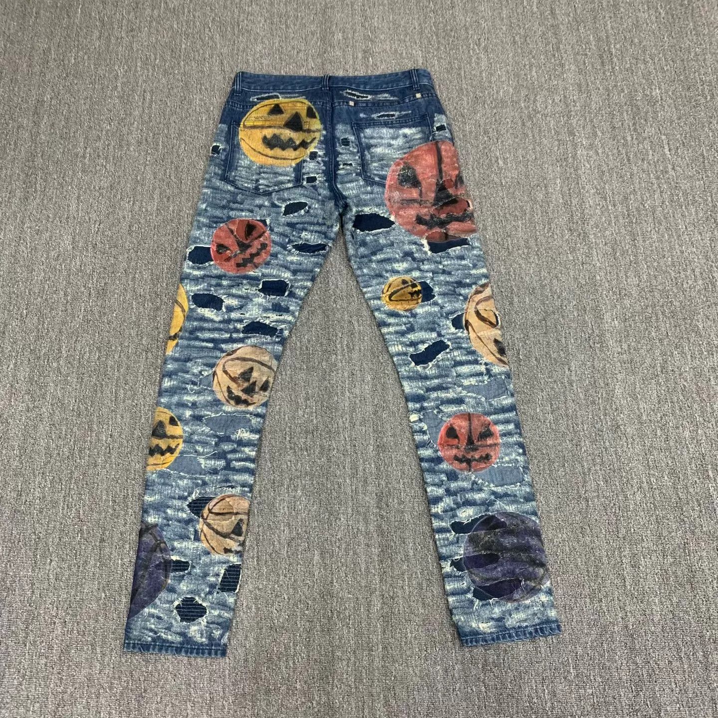 Givenchy Givenchy x Josh Smith Pumpkin Graf Rip Jeans 32 NM Size US 32 / EU 48 - 2 Thumbnail