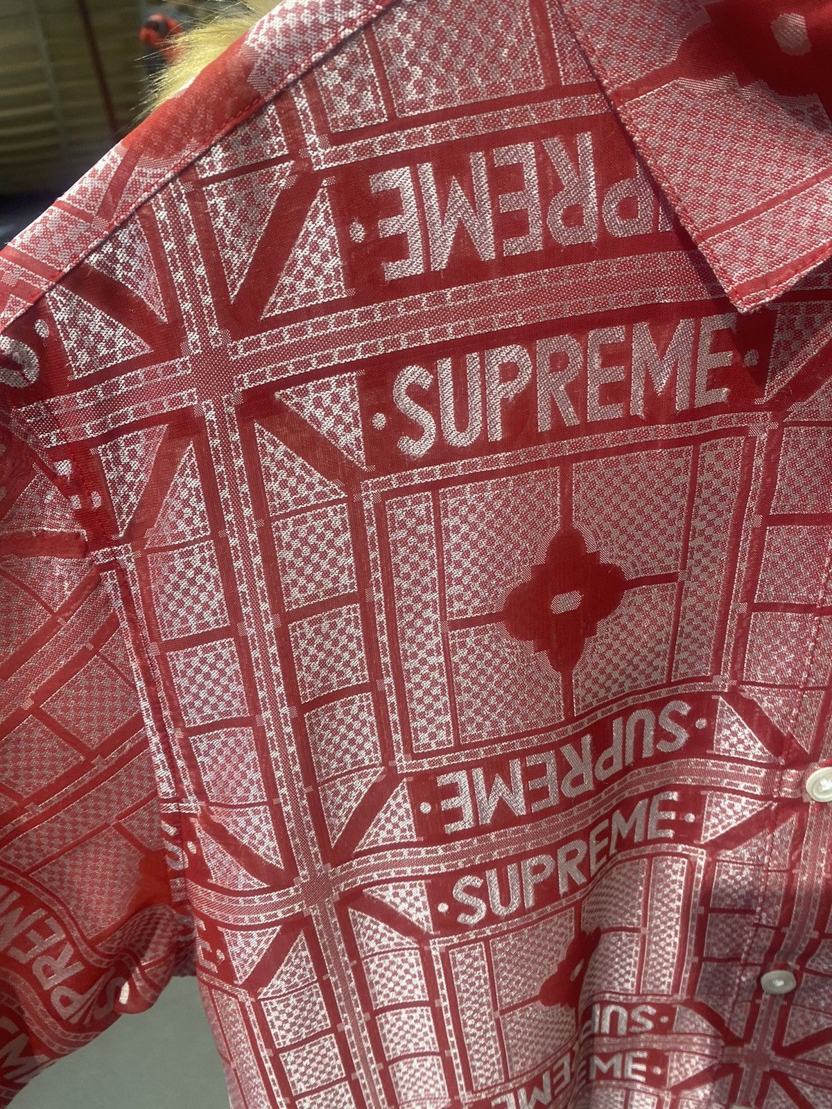 Supreme Supreme Tray Jacquard S/S Shirt size Large | Grailed