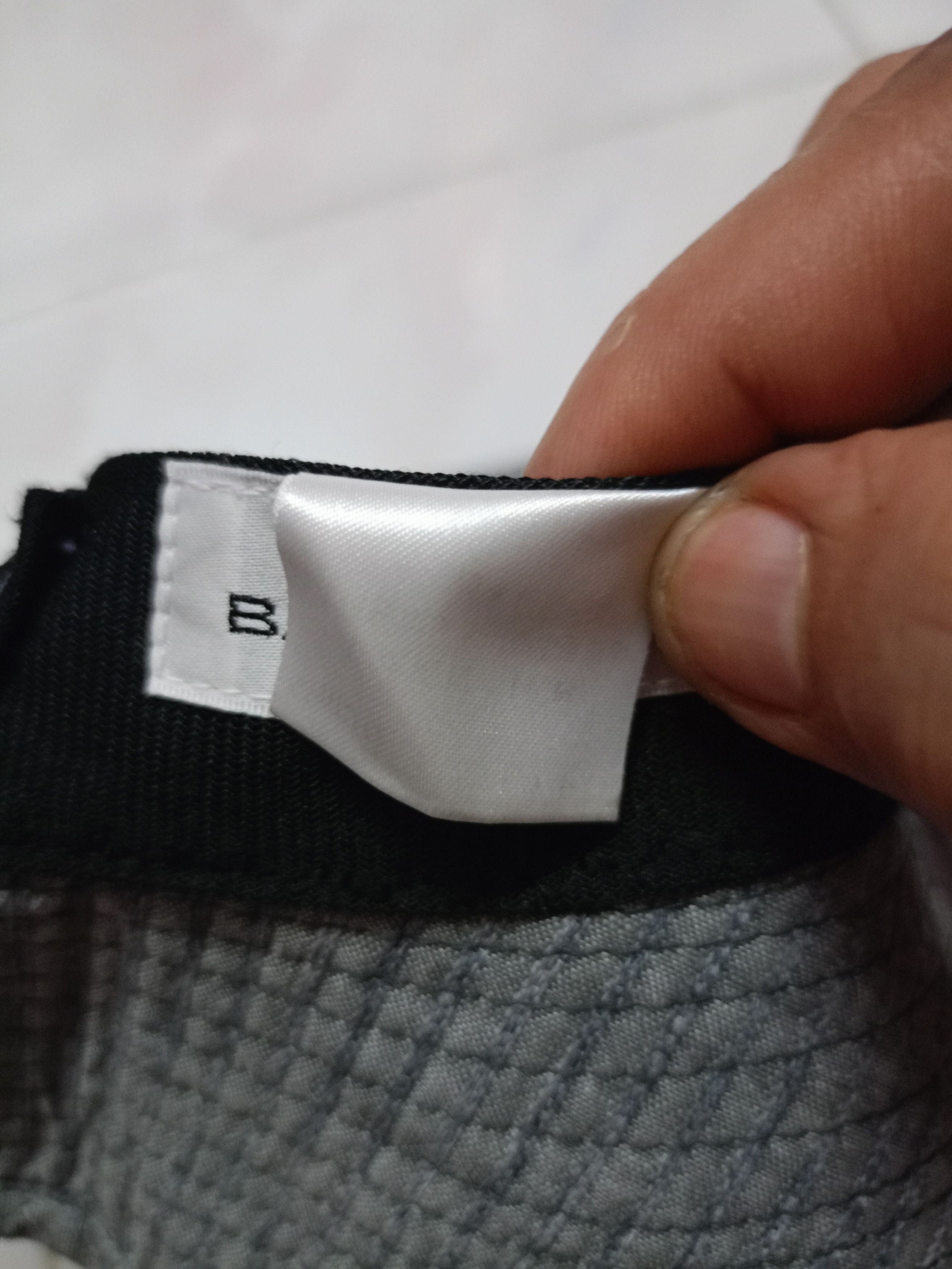 Balenciaga 💥Balenciaga X Classic X Vintage 💥 Size ONE SIZE - 6 Thumbnail