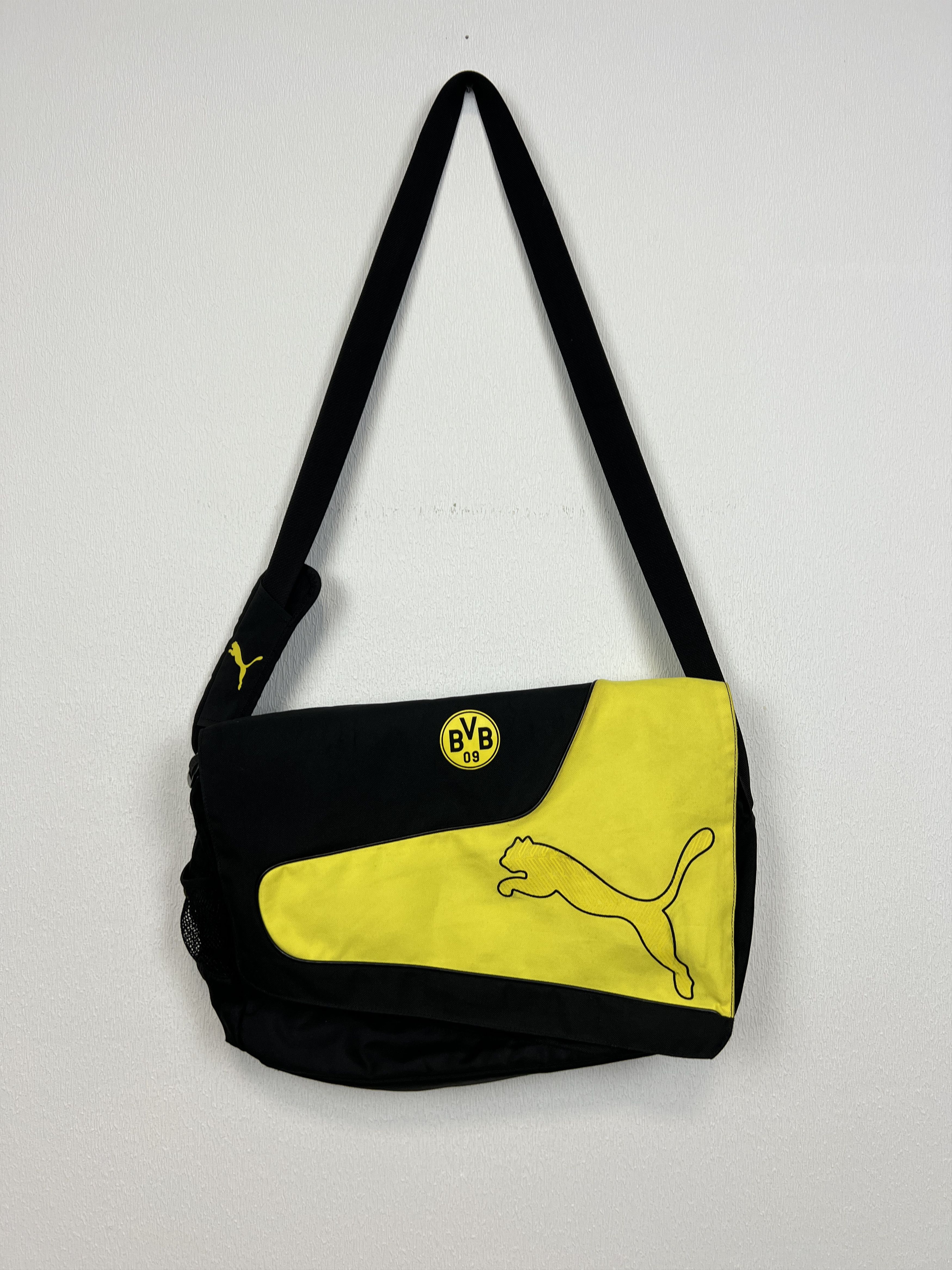 Puma Vintage Borussia Dortmund BVB Train Crossbody Football Size ONE SIZE - 1 Thumbnail