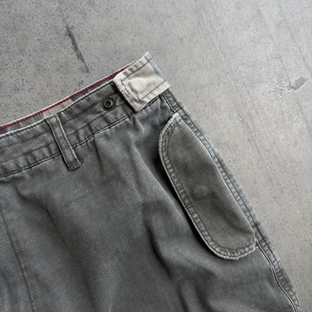 Mossimo Vintage mossimo military 36x30 cargo baggy skater pants jnco Size US 40 / EU 56 - 4 Thumbnail