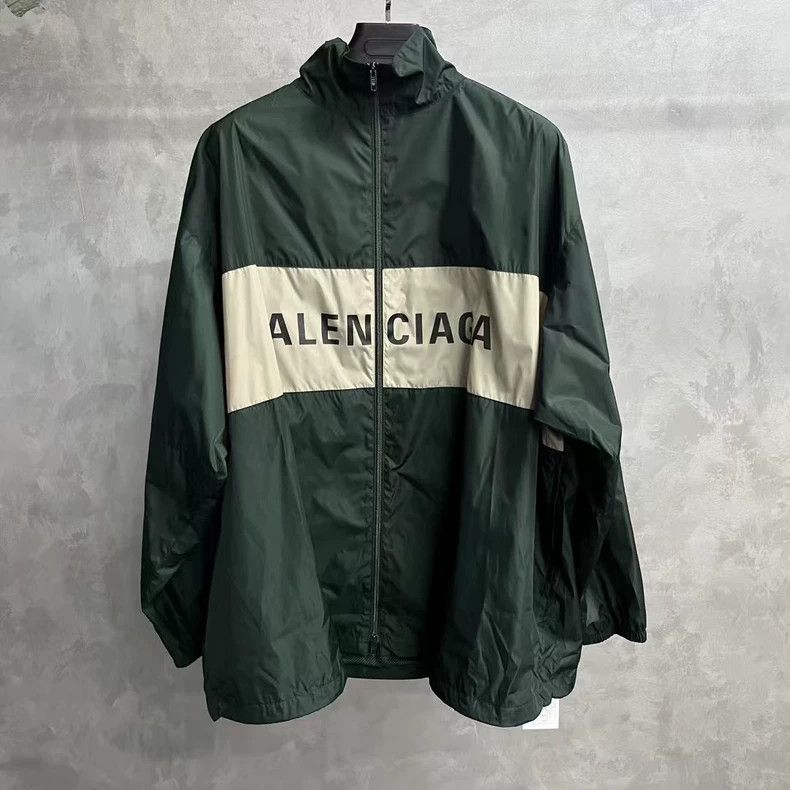Balenciaga Balenciaga Green Logo Print Windbreaker-yf Size US S / EU 44-46 / 1 - 1 Thumbnail