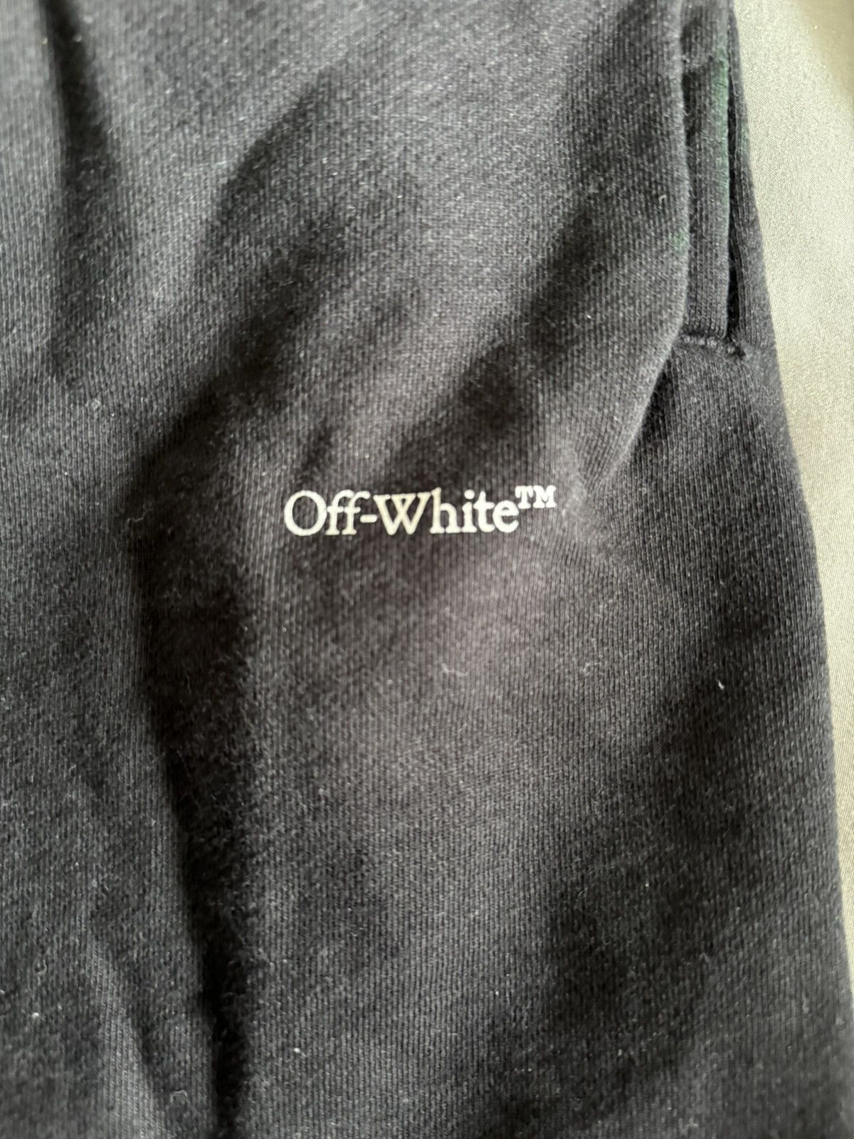 Off white tornado arrow shorts