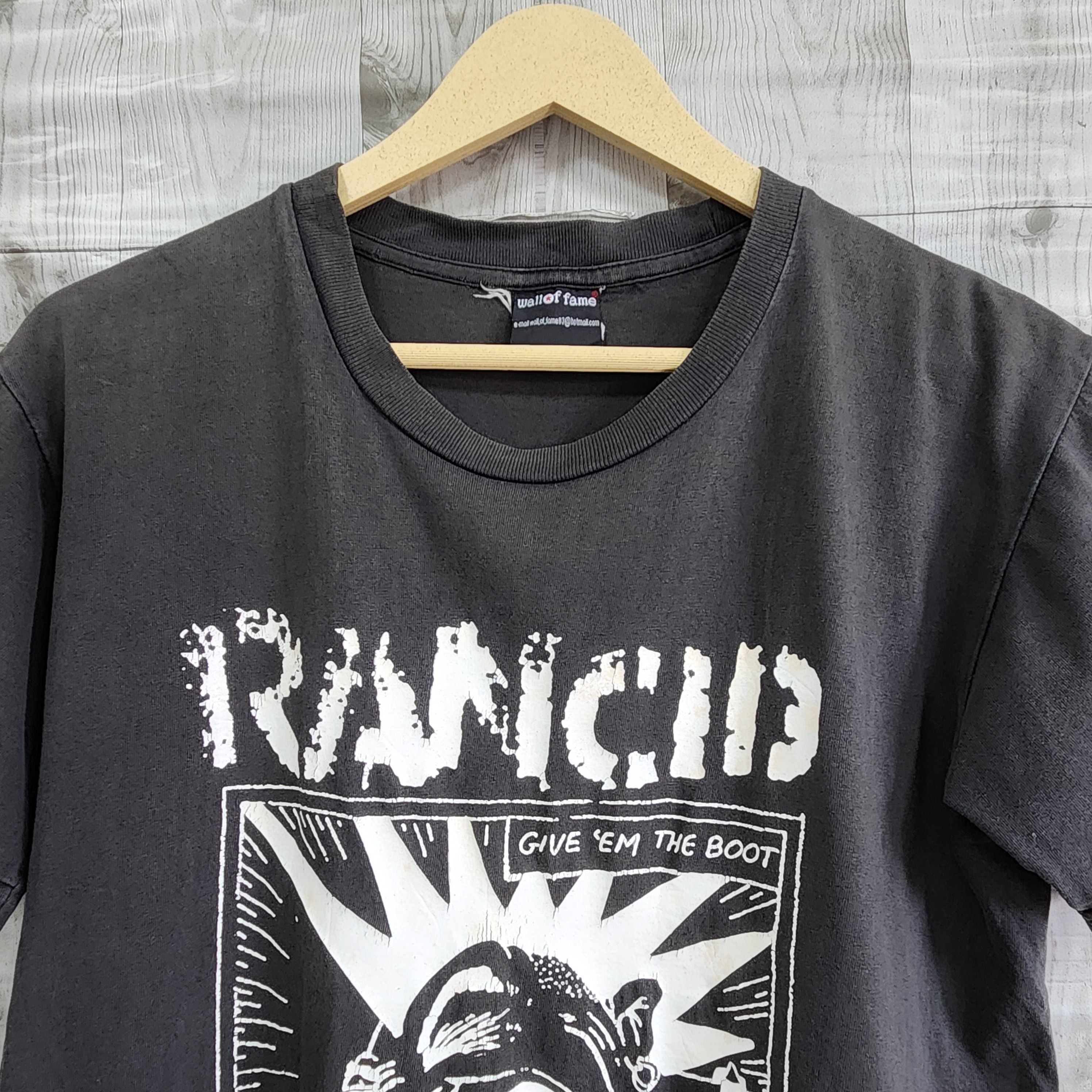 Band Tees × Vintage Vintage 2000s Rancid Give Em The Boot TShirt Single Stitch Size US M / EU 48-50 / 2 - 4 Thumbnail