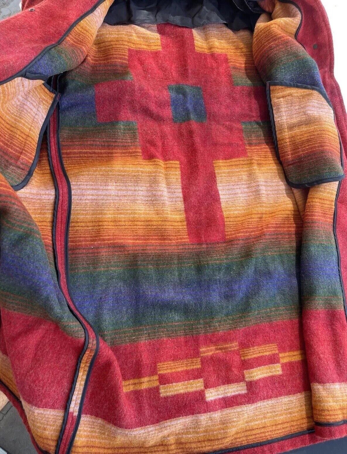 Woolrich Woolen Mills Woolrich Coat Womens L Red Southwest Aztec Wool Coat USA Size L / US 10 / IT 46 - 16 Thumbnail