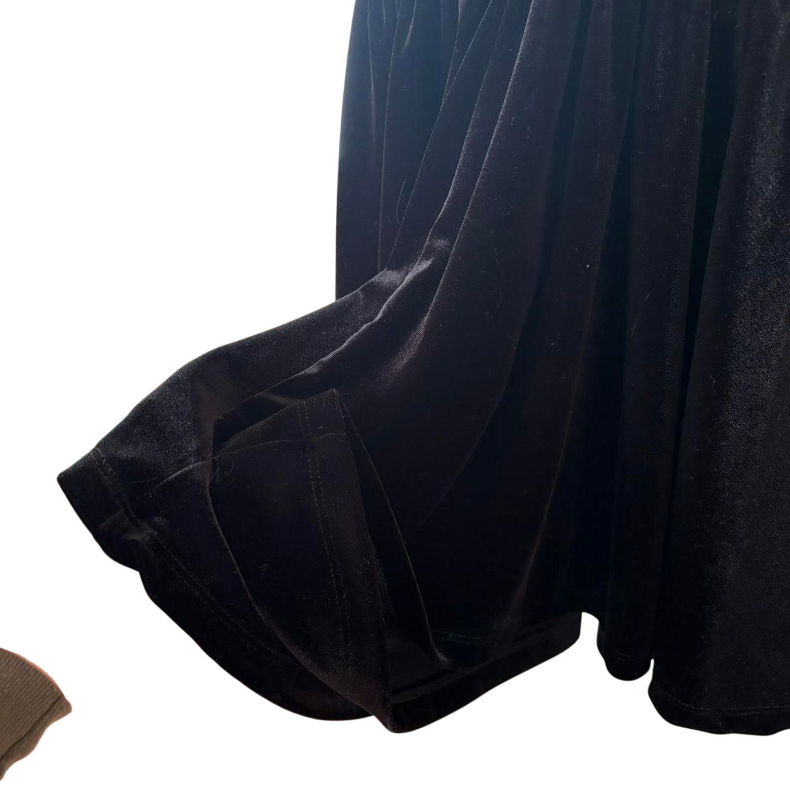 Urban Outfitters Silence + Noise Black Velvet Romper XS Little Black Dress Size XS / US 0-2 / IT 36-38 - 5 Thumbnail
