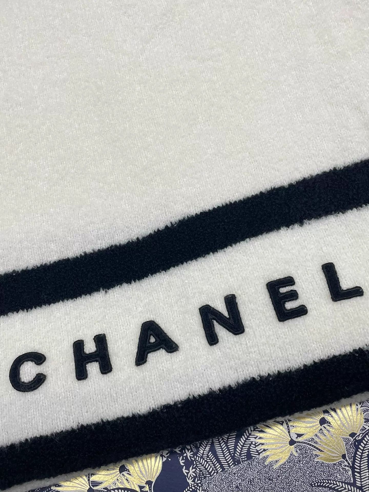 Chanel CHANEL Black & White Logo Cashmere Scarf Unused Size ONE SIZE - 2 Thumbnail