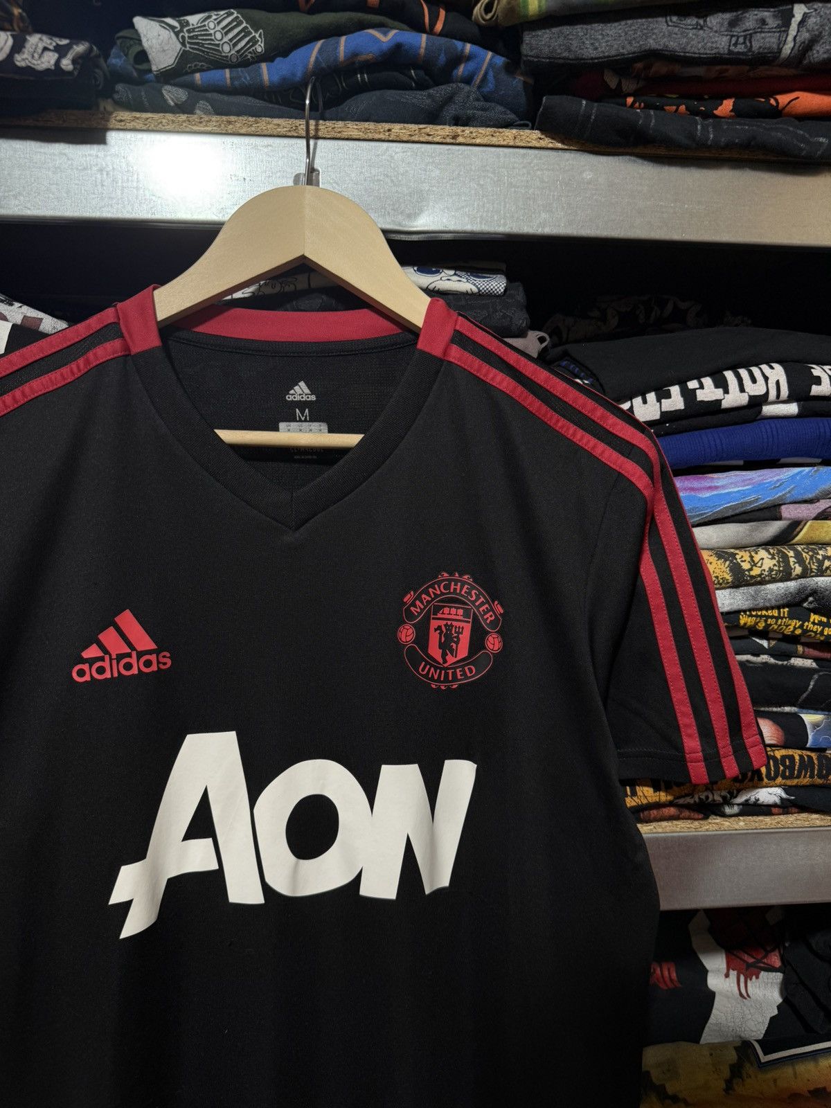 Adidas Adidas Manchester United 2018 2019 Training Soccer Jersey Size US M / EU 48-50 / 2 - 4 Thumbnail