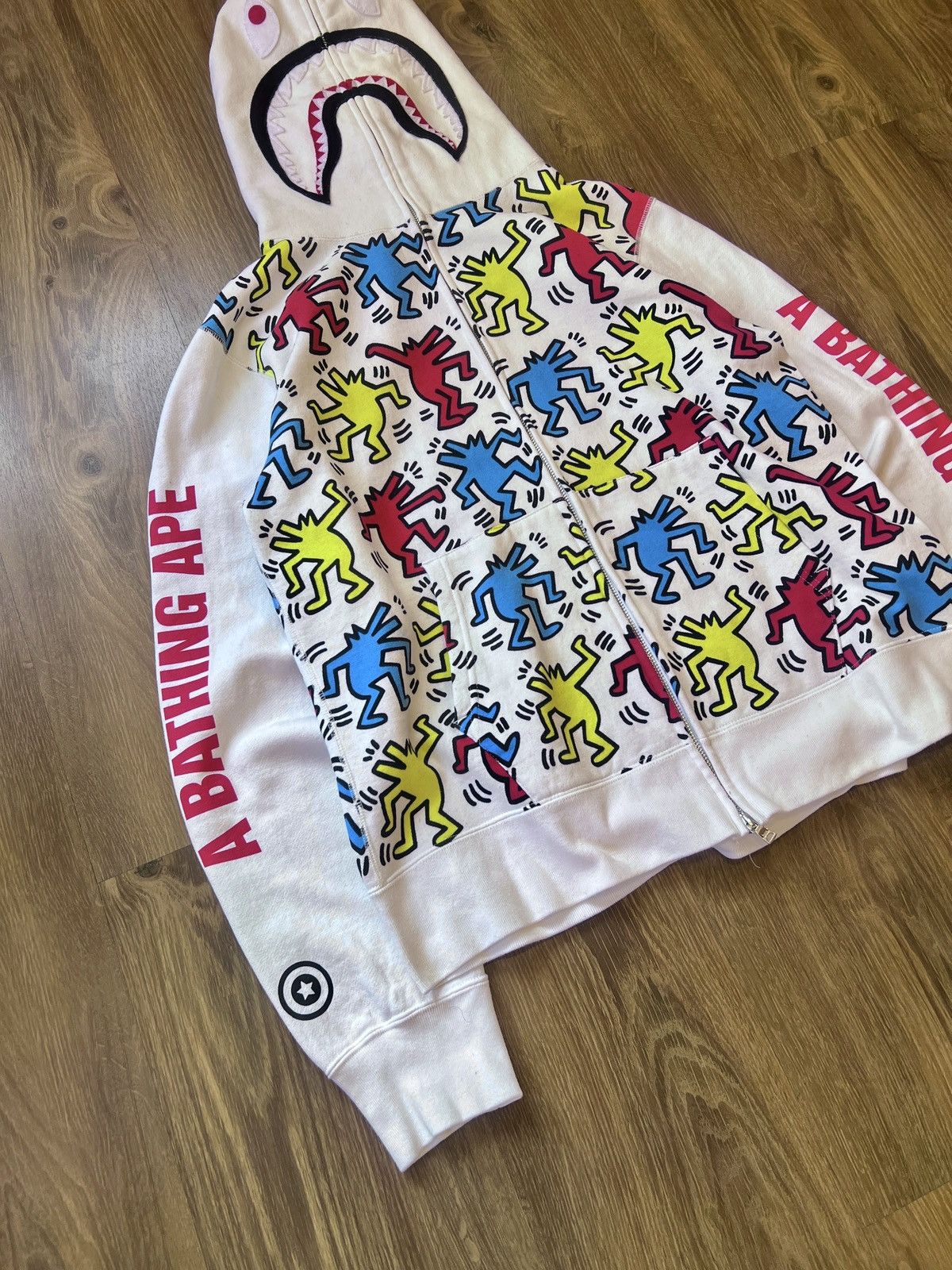 Bape × Keith Haring SAMPLE Bape x Keith Haring Shark Full Zip Hoodie |Super Rare Size US L / EU 52-54 / 3 - 5 Thumbnail