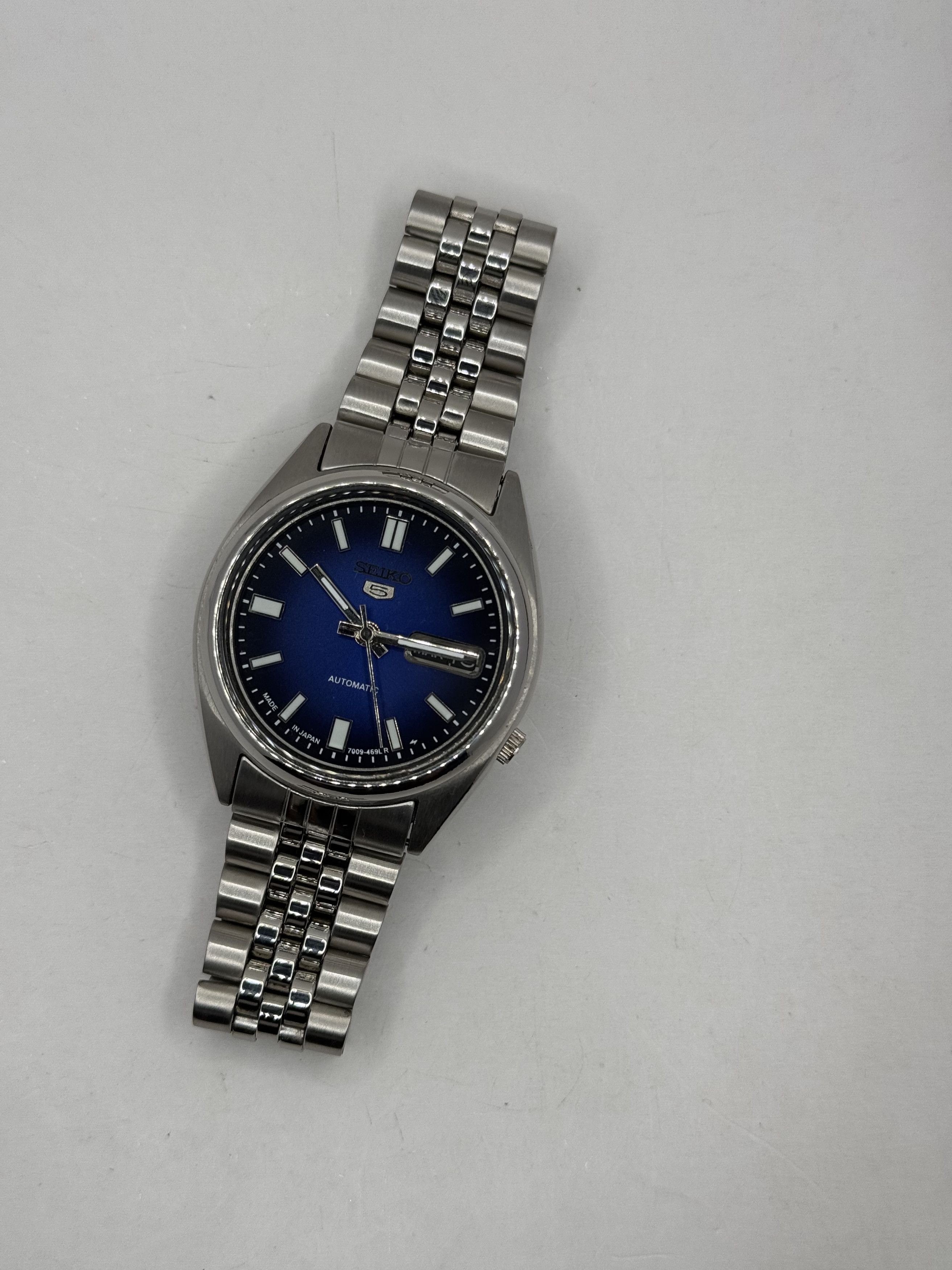 Japanese Brand Seiko 5 Automatic Wrist Watch 17 Jewels Day/Date Japan Size 36 - 9 Thumbnail