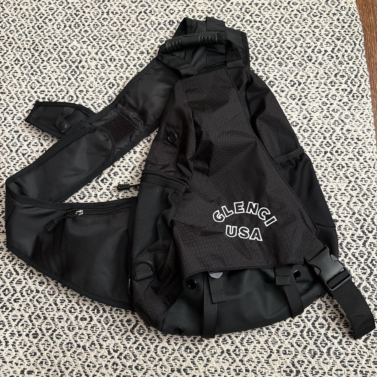 Gv gallery side bag
