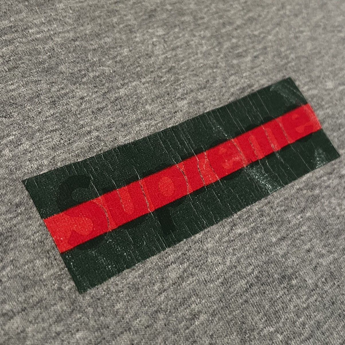 Supreme Supreme Gucci Box Logo Tee 2000 gucci bogo t shirt Size US XL / EU 56 / 4 - 14 Thumbnail