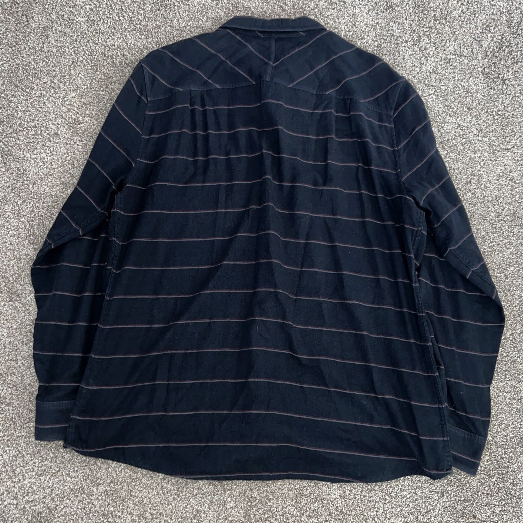 TravisMathew VINTAGE Travis Mathew Navy Blue Long Sleeve Button-Up Flannel Shirt Mens 2XL Blue Flannel Button-Up Man Shirt Size US XXL / EU 58 / 5 - 4 Thumbnail