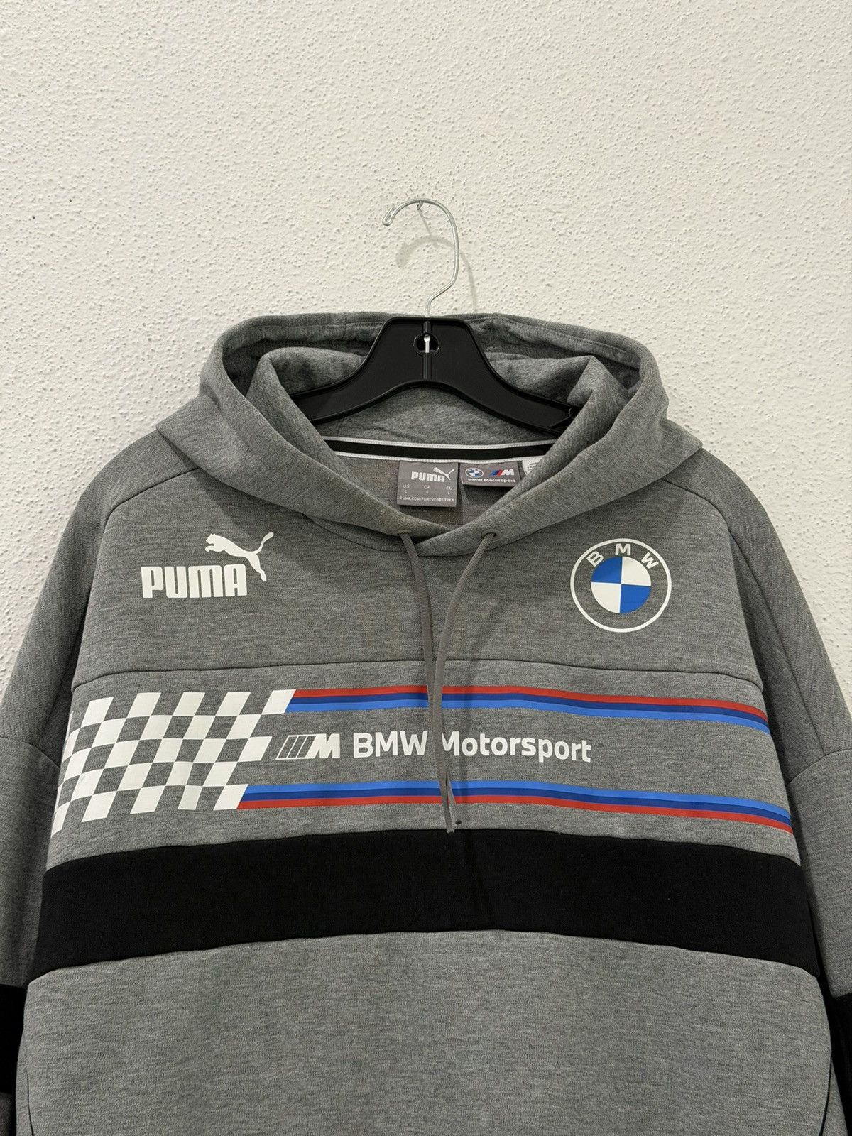 BMW × Puma PUMA x BMW MOTORSPORT SDS SPEED DRIVERS SERIES HOODIE SIZE L Size US L / EU 52-54 / 3 - 2 Thumbnail