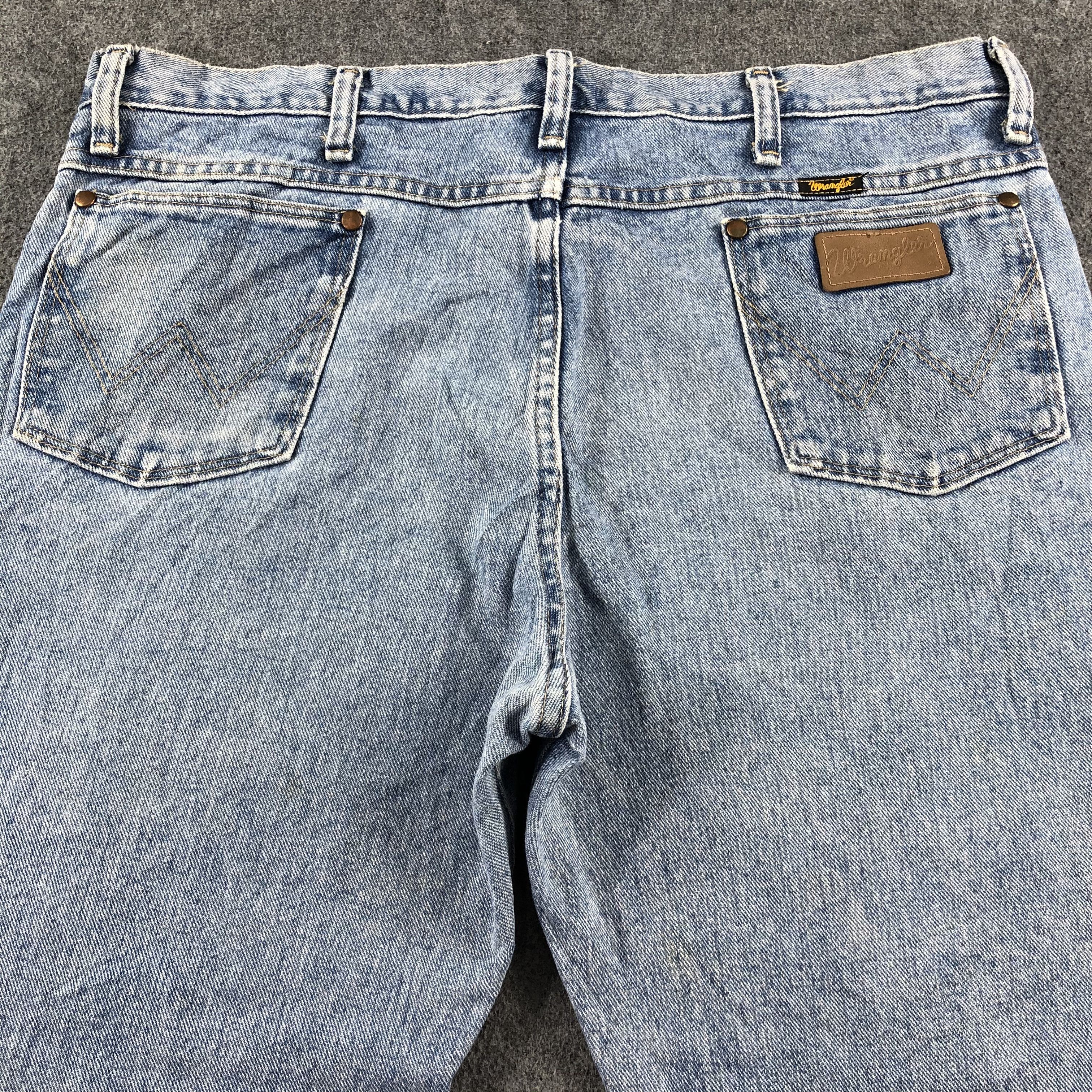 Vintage Vintage Blue Wash Wrangler Jeans-J2394 Size US 38 / EU 54 - 4 Thumbnail
