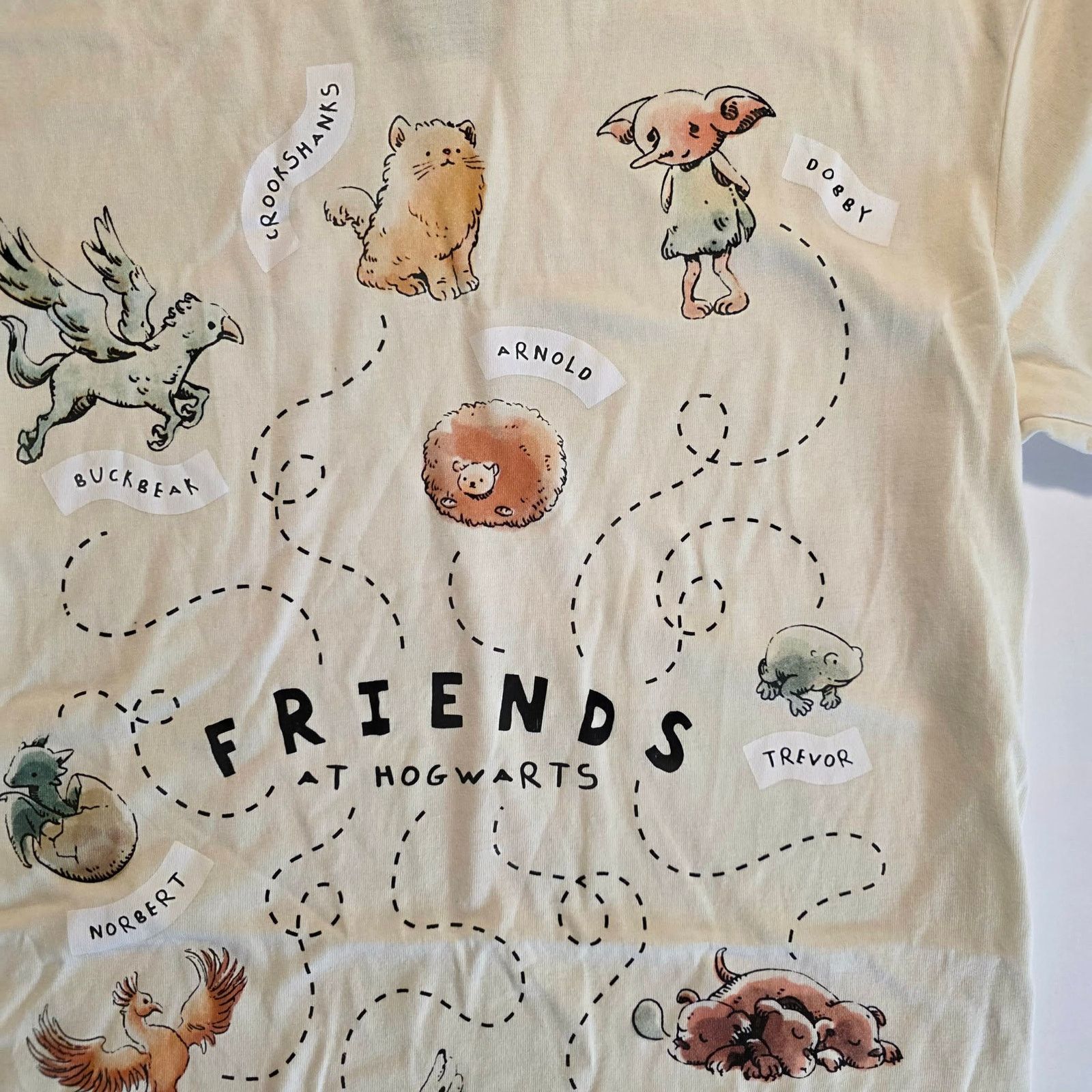 Other Harry PotterHogwarts T Shirt Small Cream Wizard Animals Tee Size S / US 4 / IT 40 - 6 Thumbnail