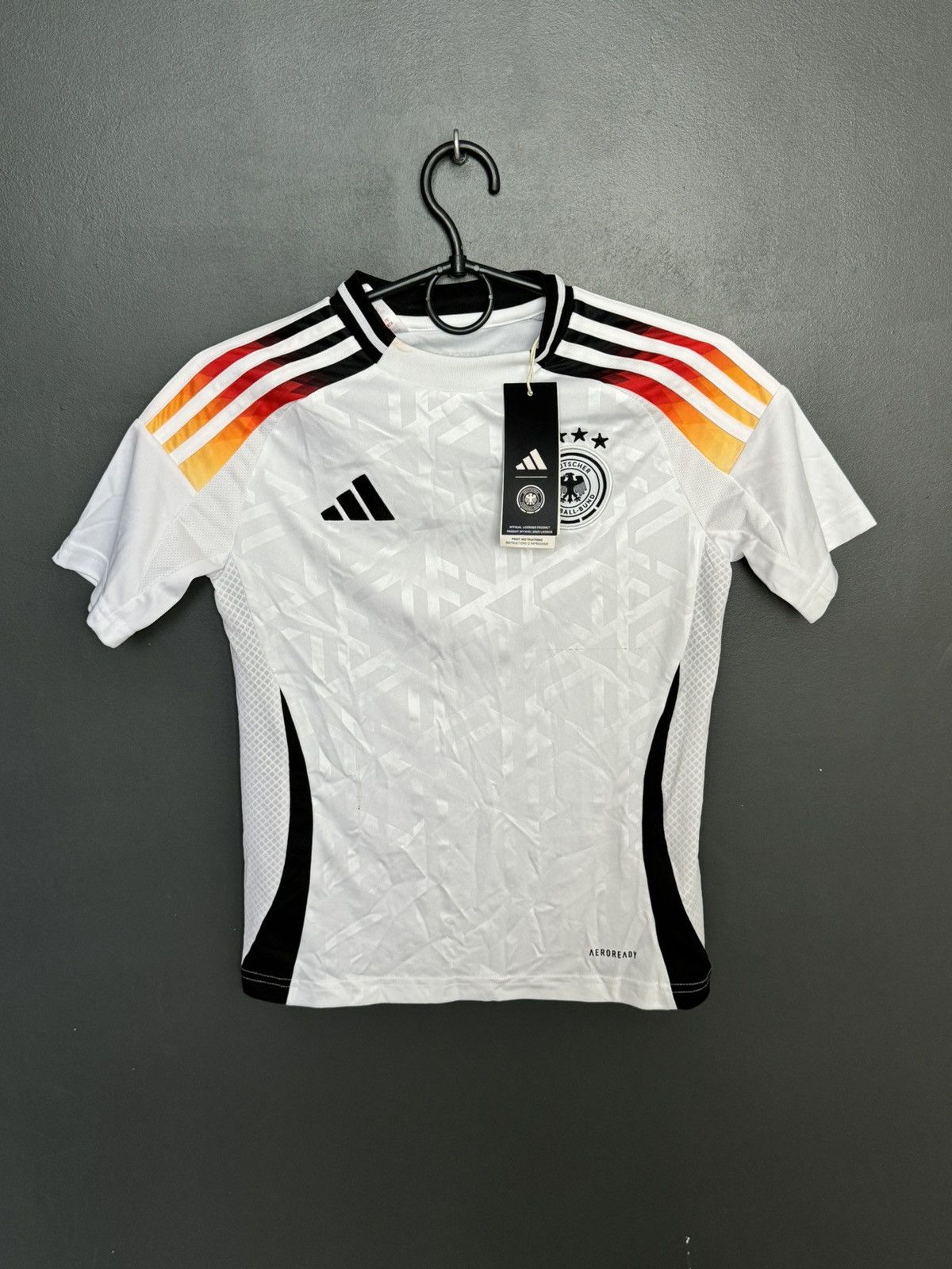 Adidas KIDS Germany 24/25 Home Football Jersey T-Shirt Size US XS / EU 42 / 0 - 1 Thumbnail