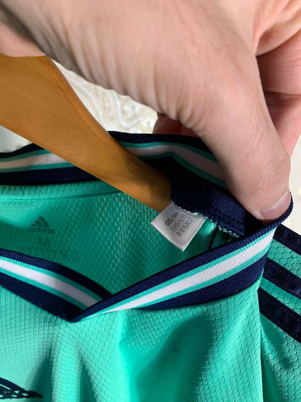Adidas Vintage Adidas FC Real Madrid Spain Soccer Jersey Y2K Retro Size US M / EU 48-50 / 2 - 7 Thumbnail