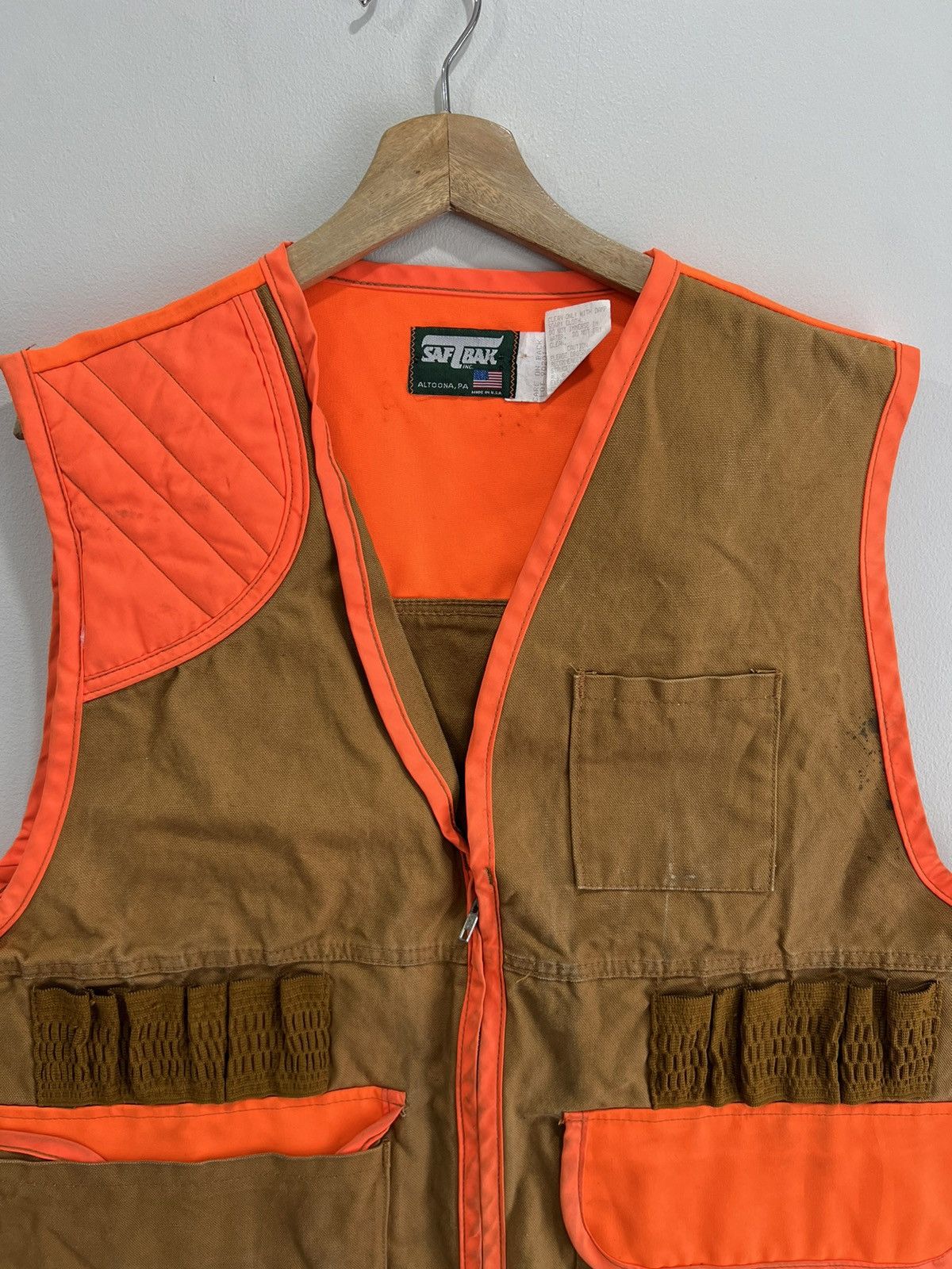 SafTbak Vintage Saftbak Vest hunting fishing Size US L / EU 52-54 / 3 - 4 Thumbnail