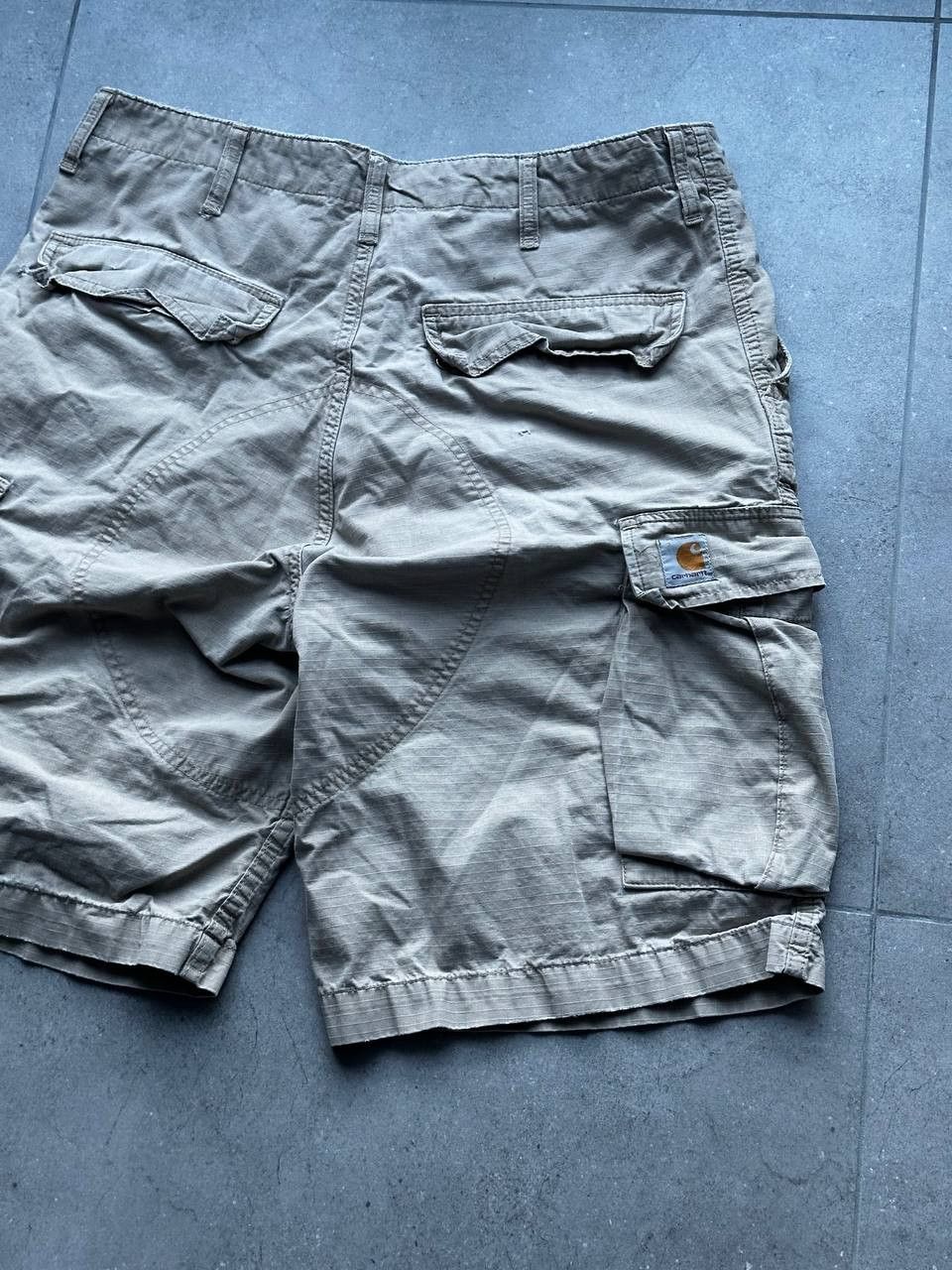 Carhartt Vintage Carhartt Baggy Beige Distressed Shorts Size US 34 / EU 50 - 9 Thumbnail