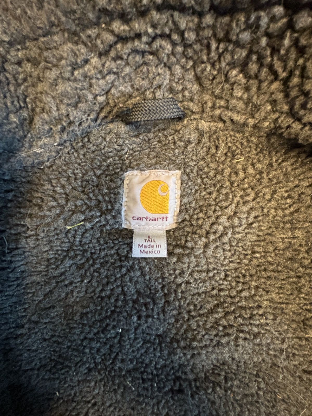 Carhartt Distressed Carhartt Sherpa lined vest V33-GVL Size US L / EU 52-54 / 3 - 6 Thumbnail