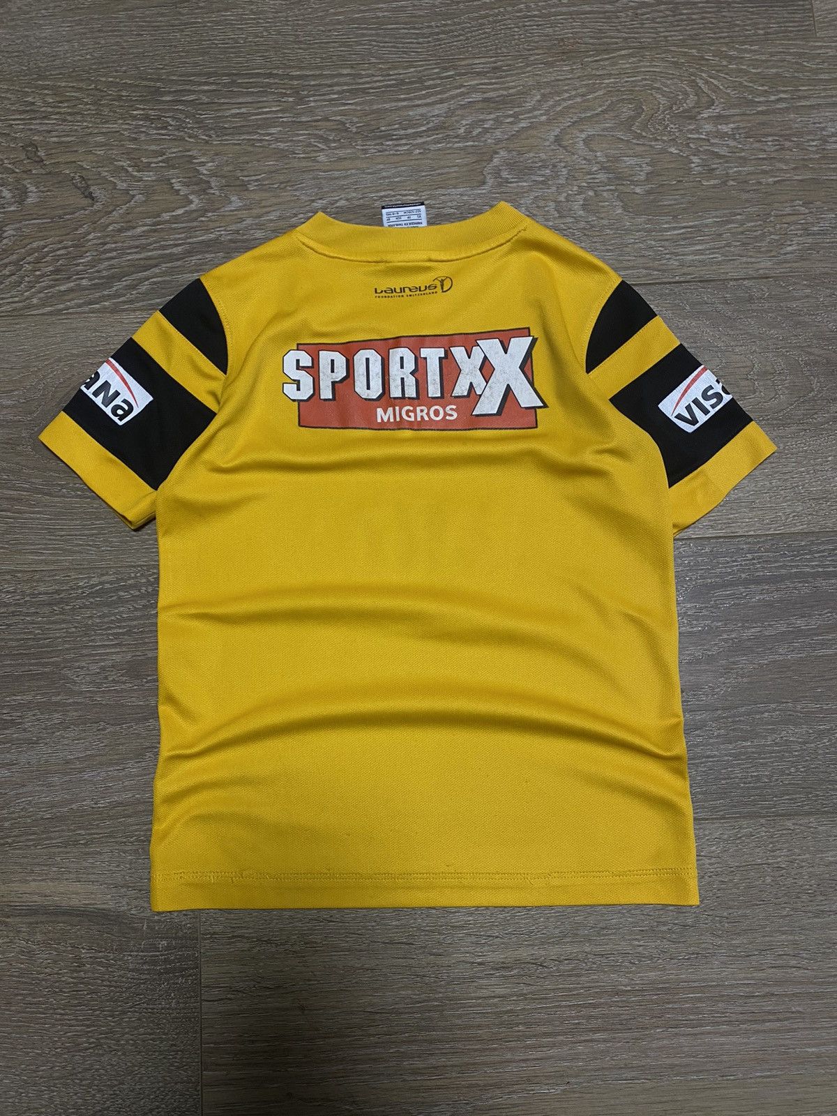 Nike × Vintage Vintage Nike 2015-16 Young Boys Home Shirt KidsXS Size US XS / EU 42 / 0 - 9 Thumbnail