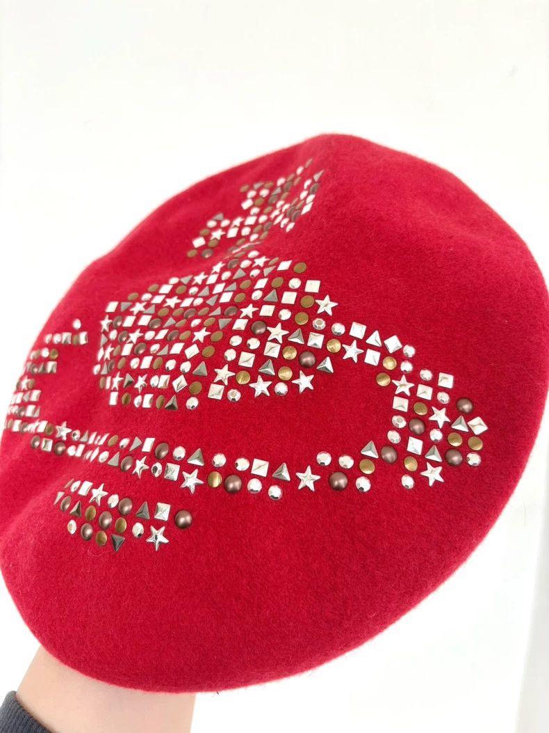 Vivienne Westwood Vivienne Westwood Red Saturn riveted berets Size ONE SIZE - 2 Thumbnail
