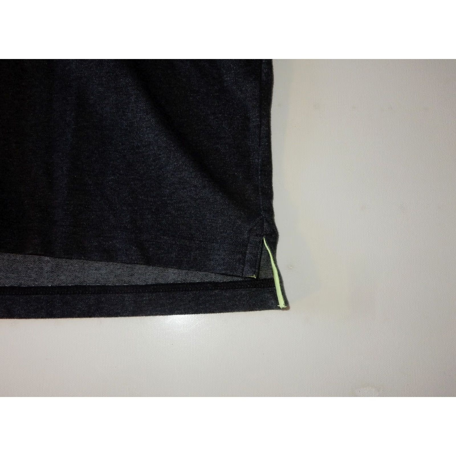 Under Armour Under Armour Polo Shirt Men's 2XL Short Sleeve Gray Cotton Blend Polo Button-Front Shirt Mens XXL Size US XXL / EU 58 / 5 - 2 Thumbnail