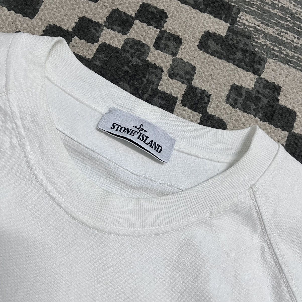 Stone Island Authentic Stone Island Longsleeve Like Sweatshirt Design Size US XL / EU 56 / 4 - 3 Thumbnail