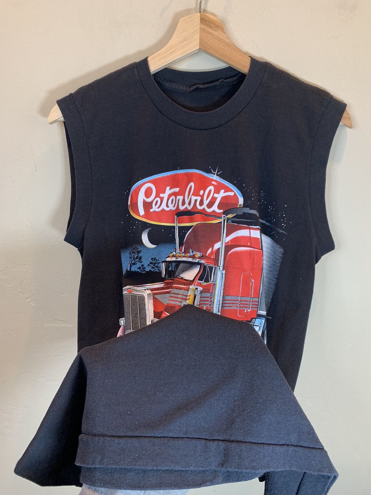 Vintage RARE Vintage 80’s Peterbilt 3D Emblem Truckers Only Tank Top Size US M / EU 48-50 / 2 - 3 Thumbnail