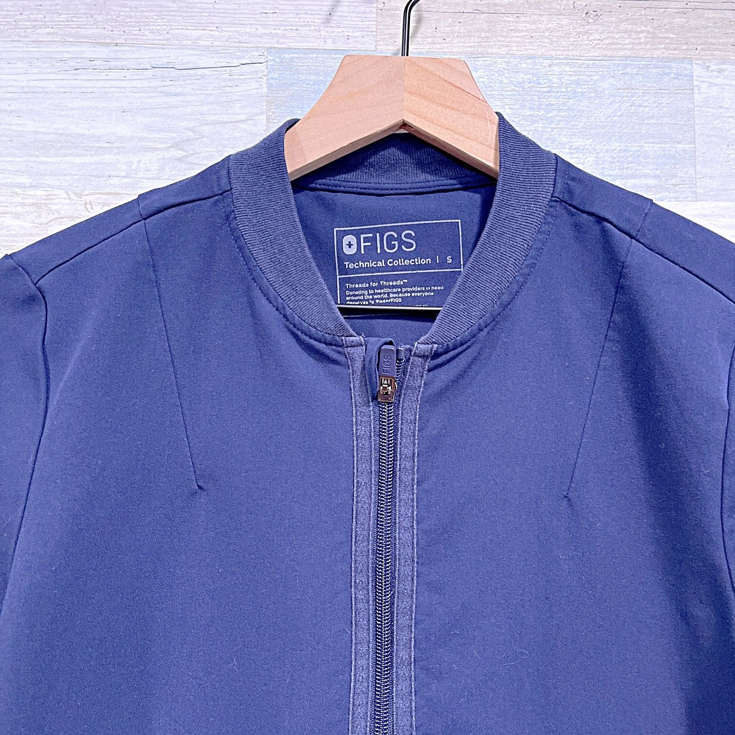 Other FIGS Bellery Bomber Scrub Jacket Navy Blue Womens Small Size S / US 4 / IT 40 - 2 Thumbnail