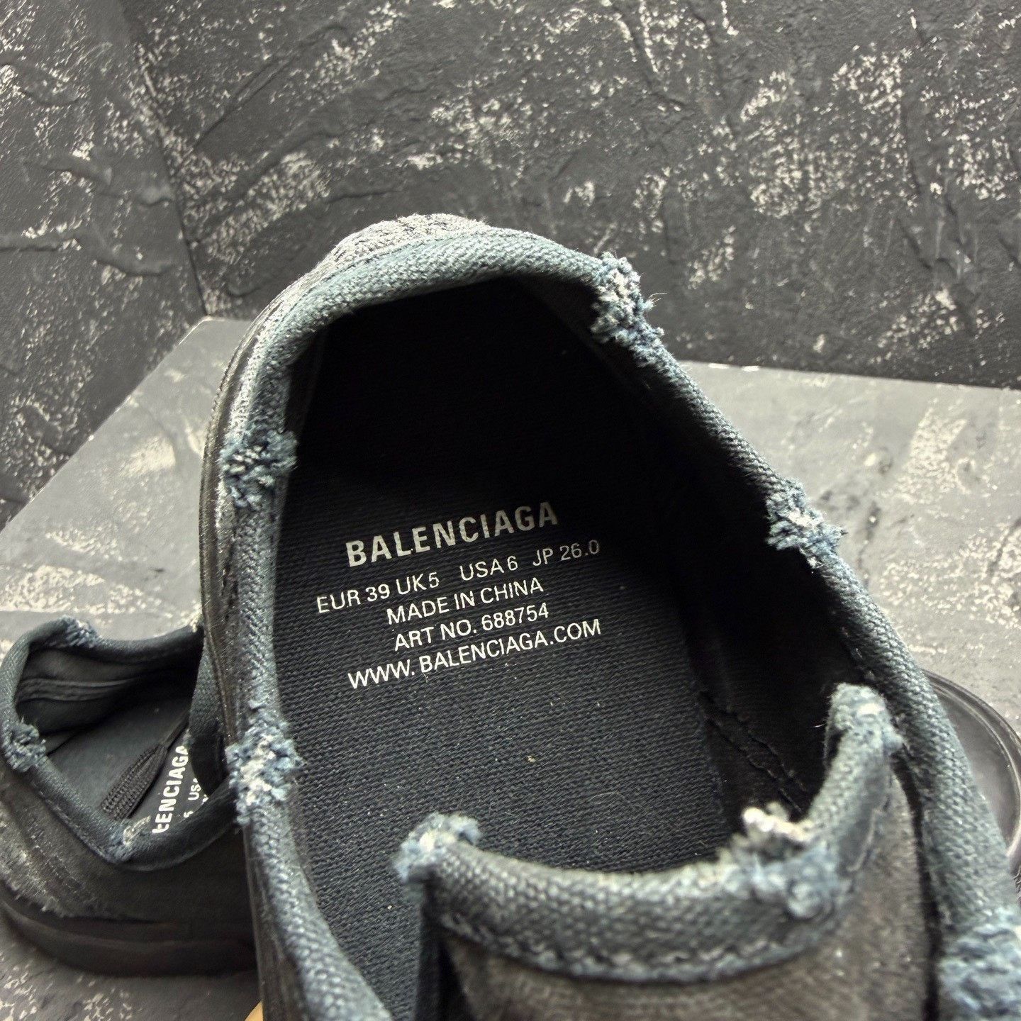 Balenciaga Balenciaga Black Distressed Canvas Shoes/ Size US 6 / EU 39 - 5 Thumbnail